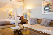 FREEHOLD | LUXURY VILLA IN A PRESTIGIOUS ESTATE IN SEMINYAK