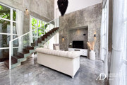 FREEHOLD | DESIGNER LOFT-STYLE VILLA WITH TROPICAL GARDEN IN UMALAS