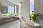 LEASEHOLD | MODERN MINIMALIST VILLA WITH ROOFTOP IN PRIME JIMBARAN