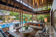 FREEHOLD | 5-BEDROOM LUXURY VILLA IN PETITENGET, SEMINYAK
