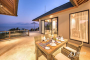 FREEHOLD CONTEMPORARY OCEANVIEW VILLA WITH INFINITY POOL IN SOUTH BALI