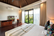 FREEHOLD CONTEMPORARY OCEANVIEW VILLA WITH INFINITY POOL IN SOUTH BALI