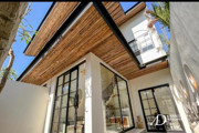 LEASEHOLD | MEDITERRANEAN-STYLE 2-BEDROOM VILLA - OBEROI, SEMINYAK
