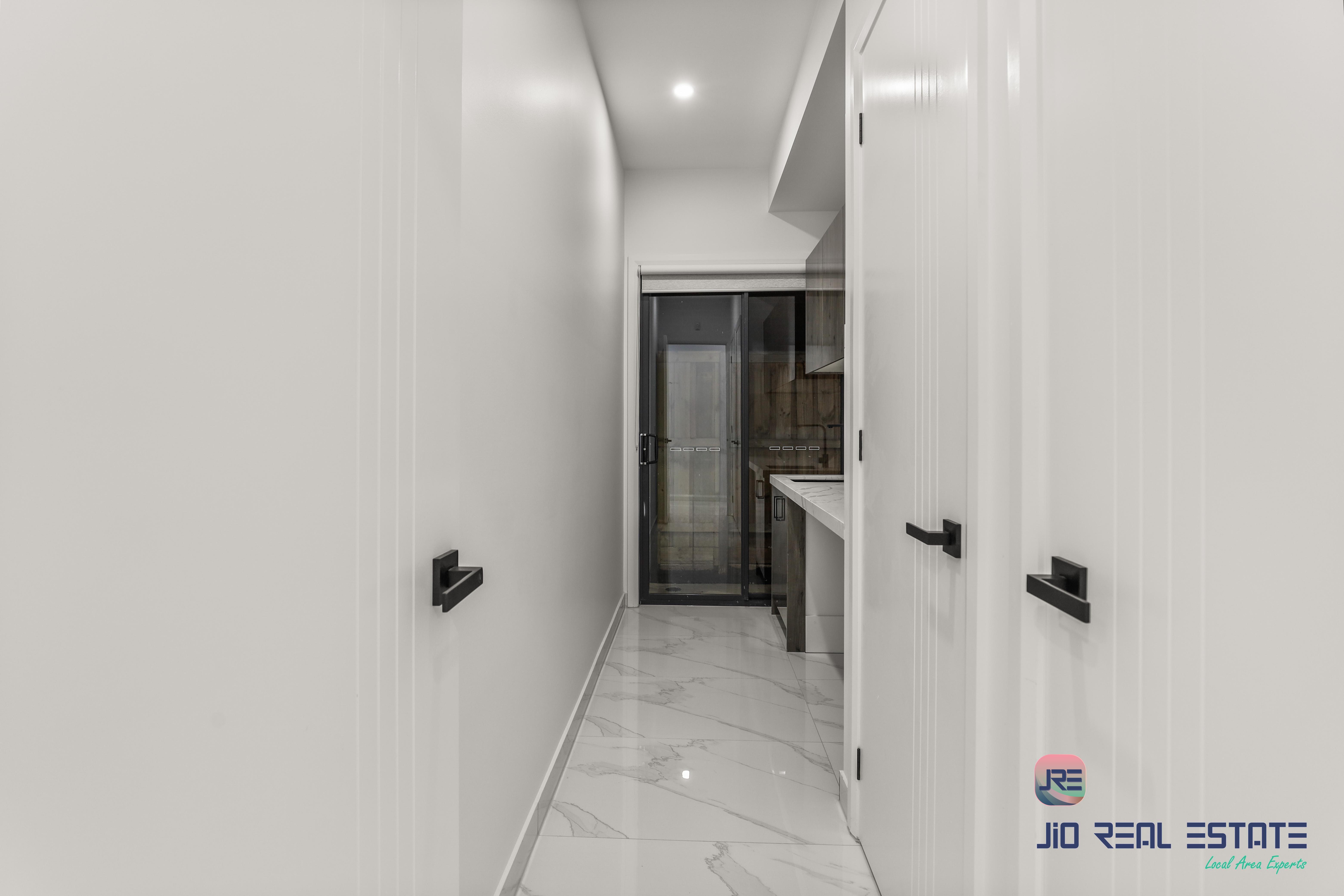 83 Shelterbelt Avenue, Weir Views VIC