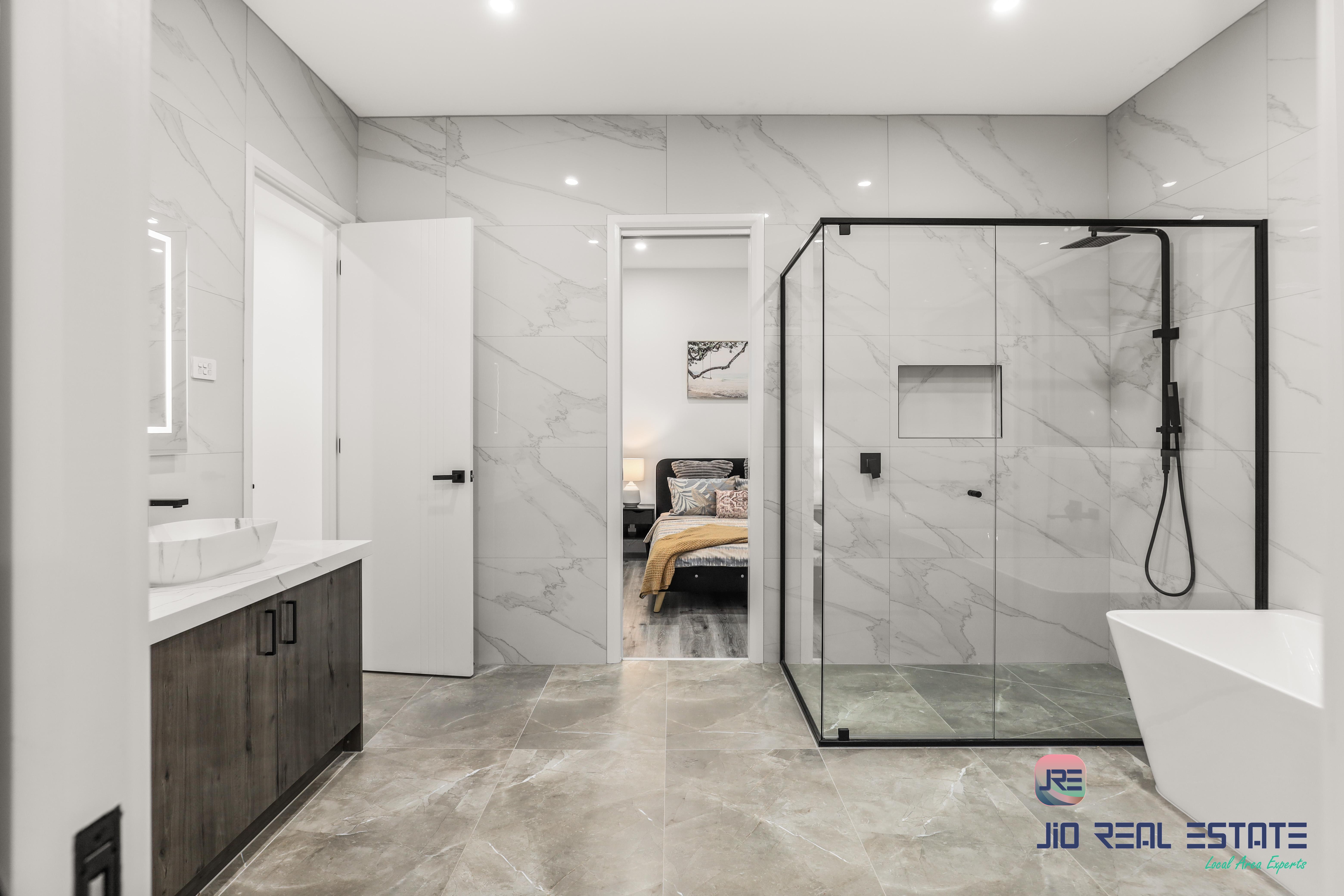 83 Shelterbelt Avenue, Weir Views VIC