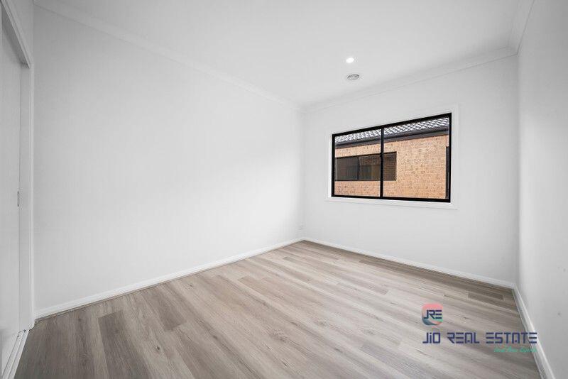 5 Ranelagh Avenue, Strathtulloh VIC