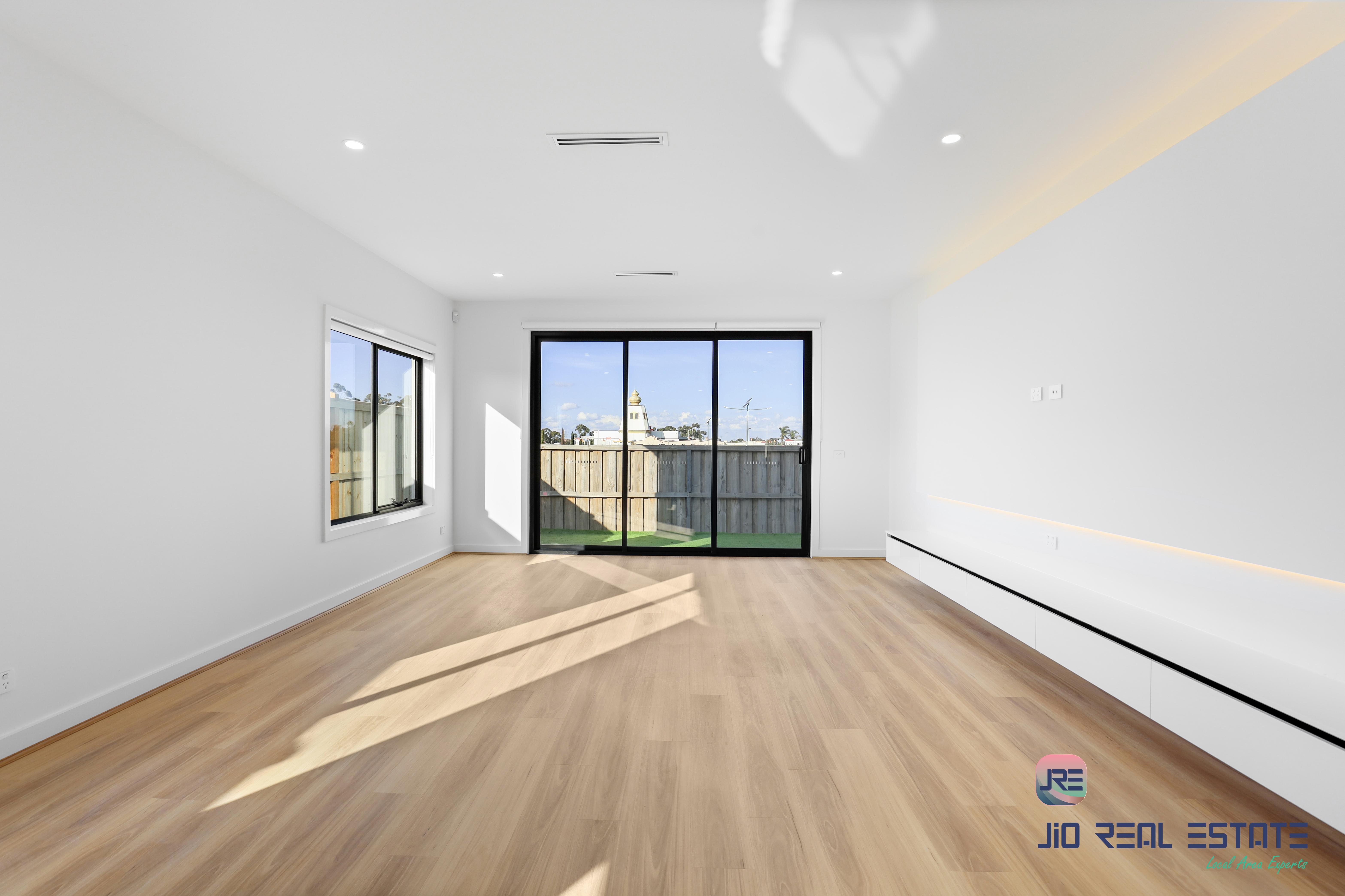 16 Barnmead Street, Deanside VIC