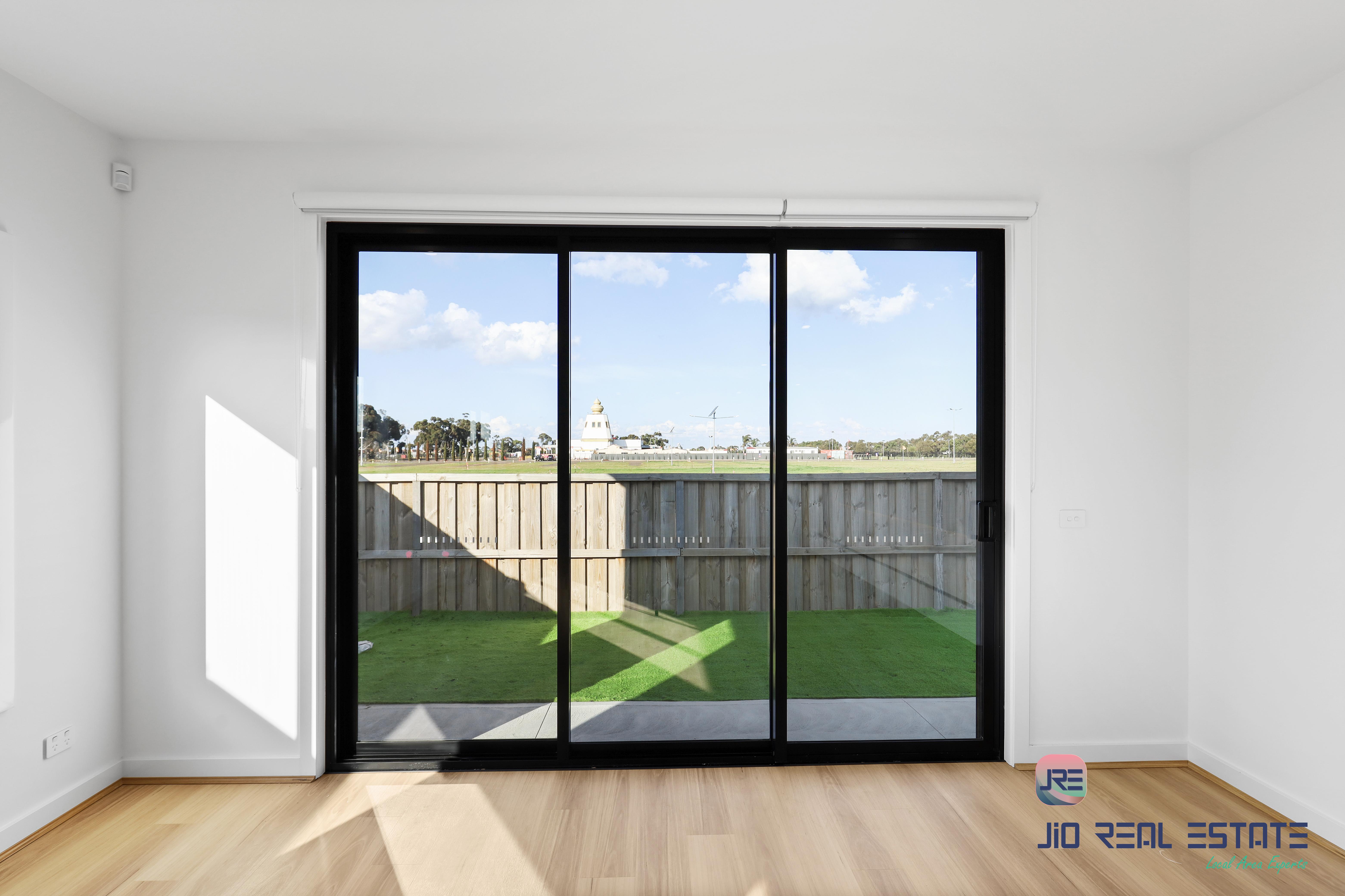 16 Barnmead Street, Deanside VIC