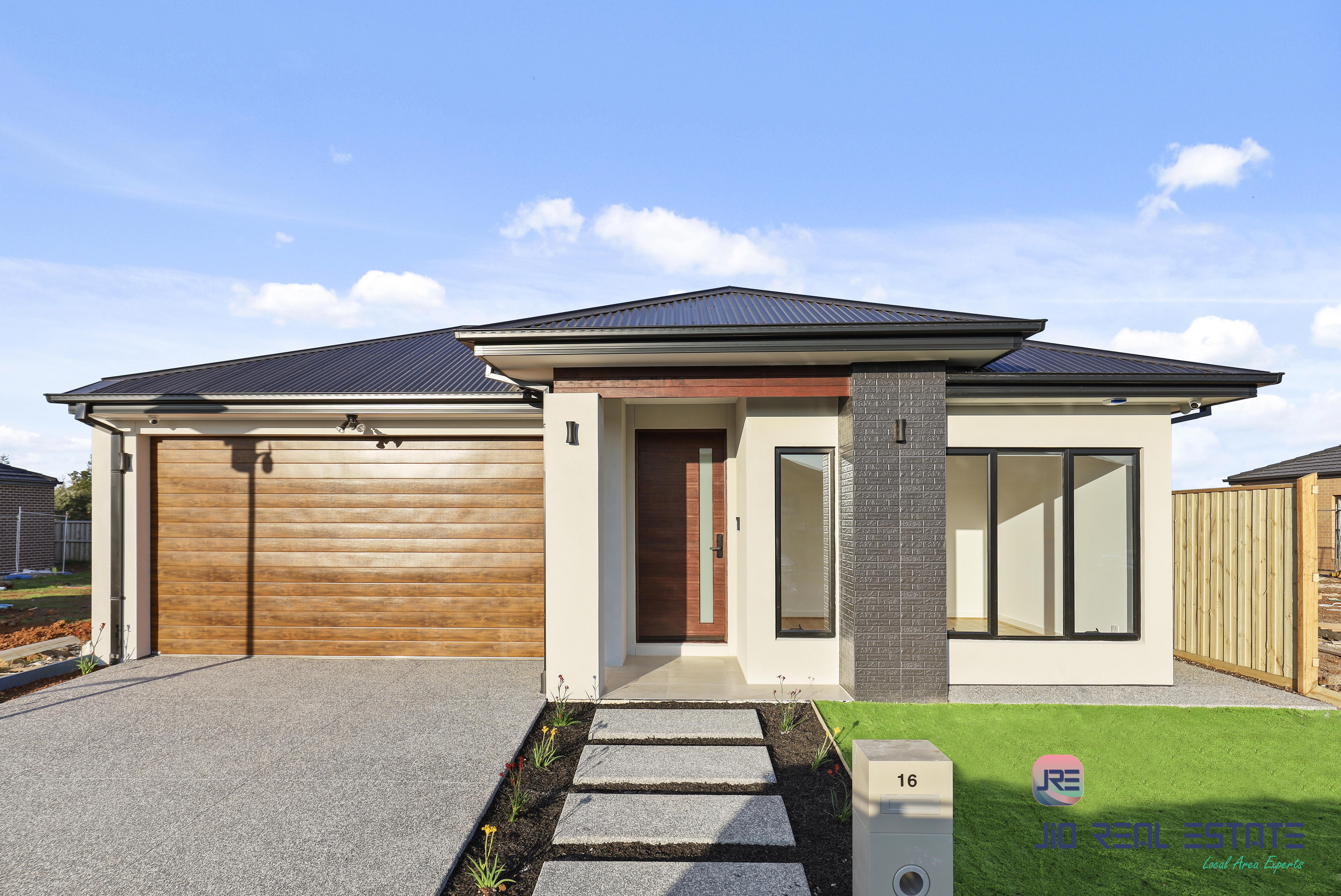 16 Barnmead Street, Deanside VIC