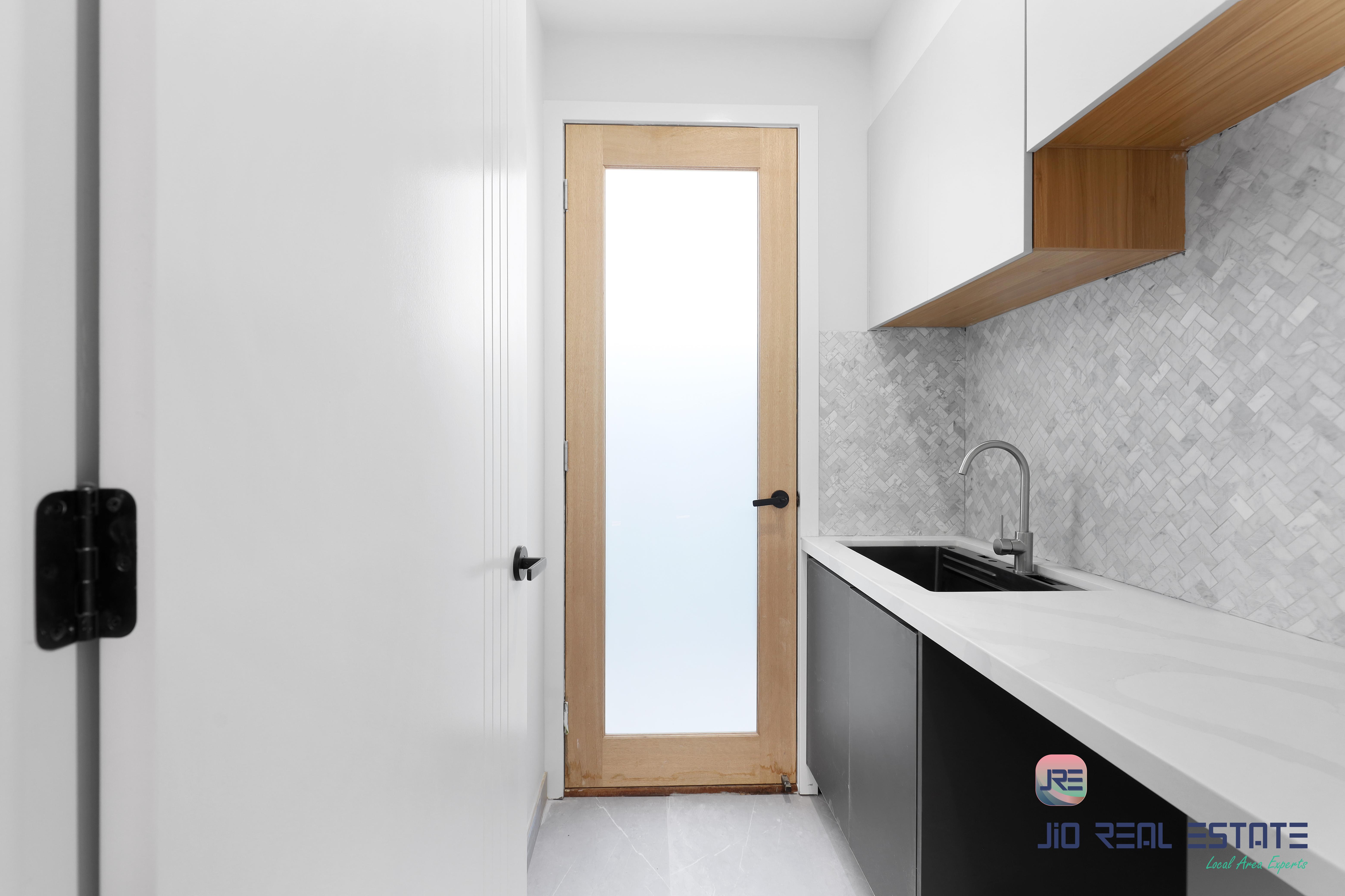 17 Gramercy Place, Strathtulloh VIC