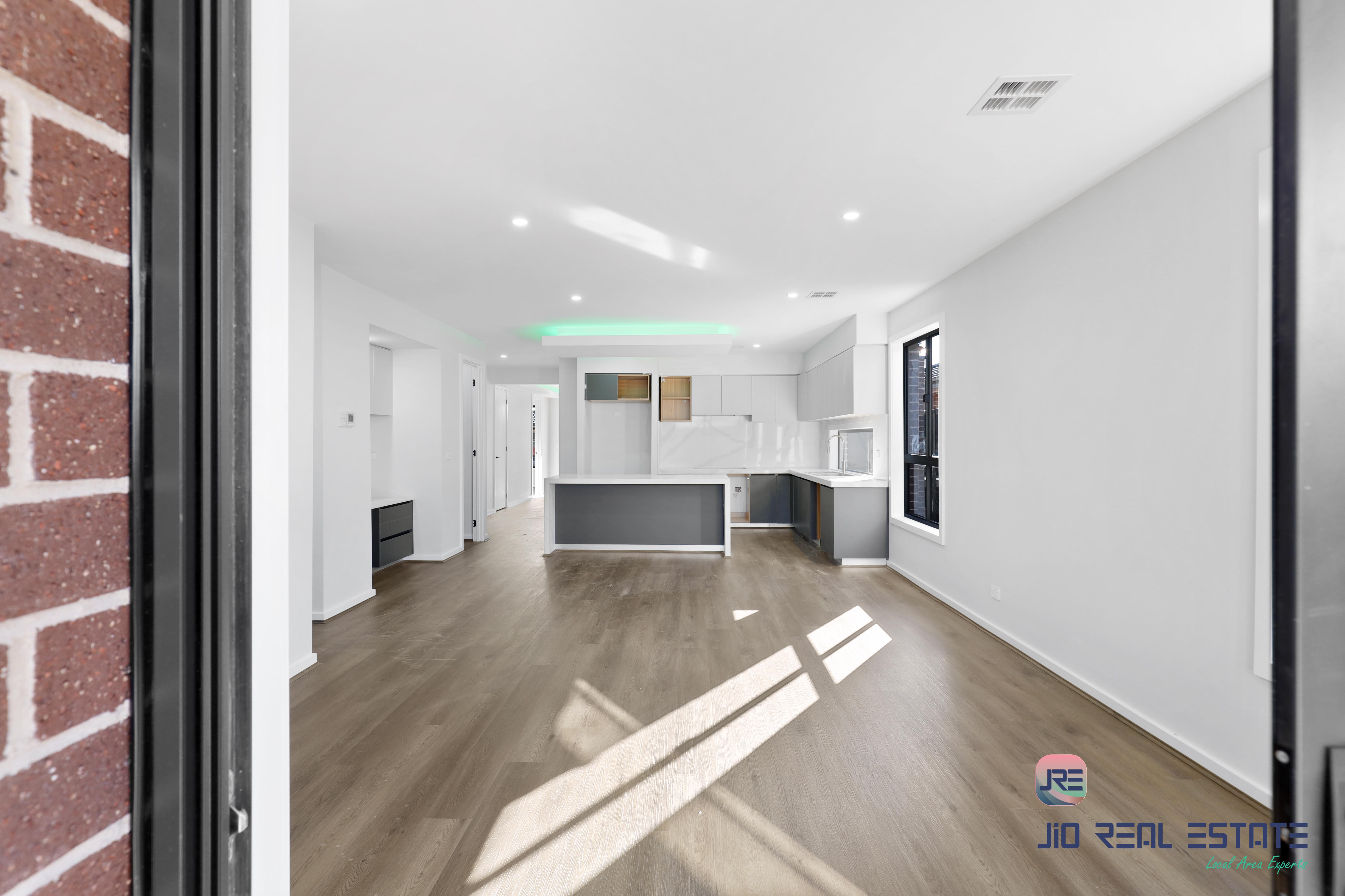 17 Gramercy Place, Strathtulloh VIC