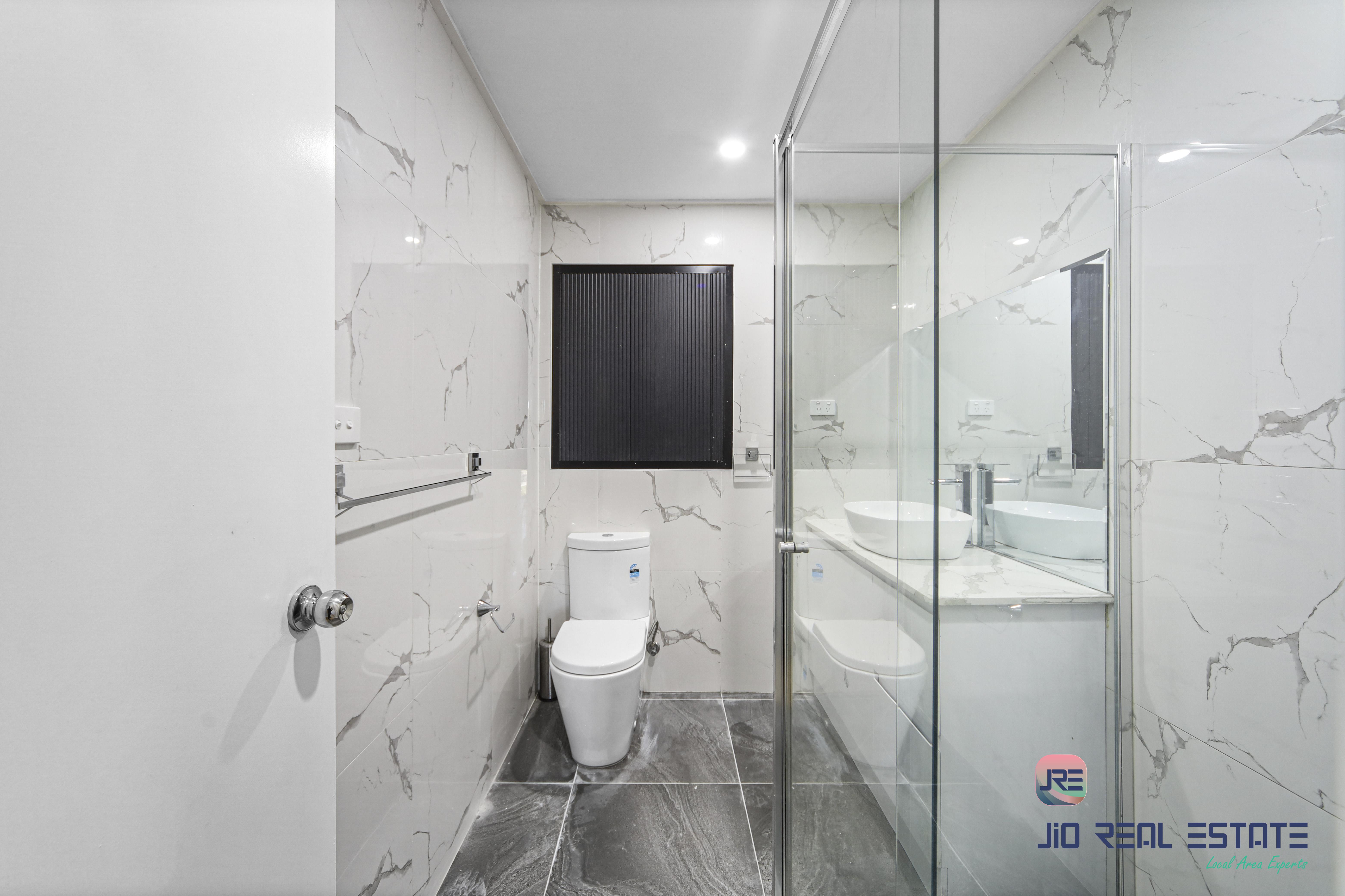 65 Bridgeford Crescent, Melton South VIC