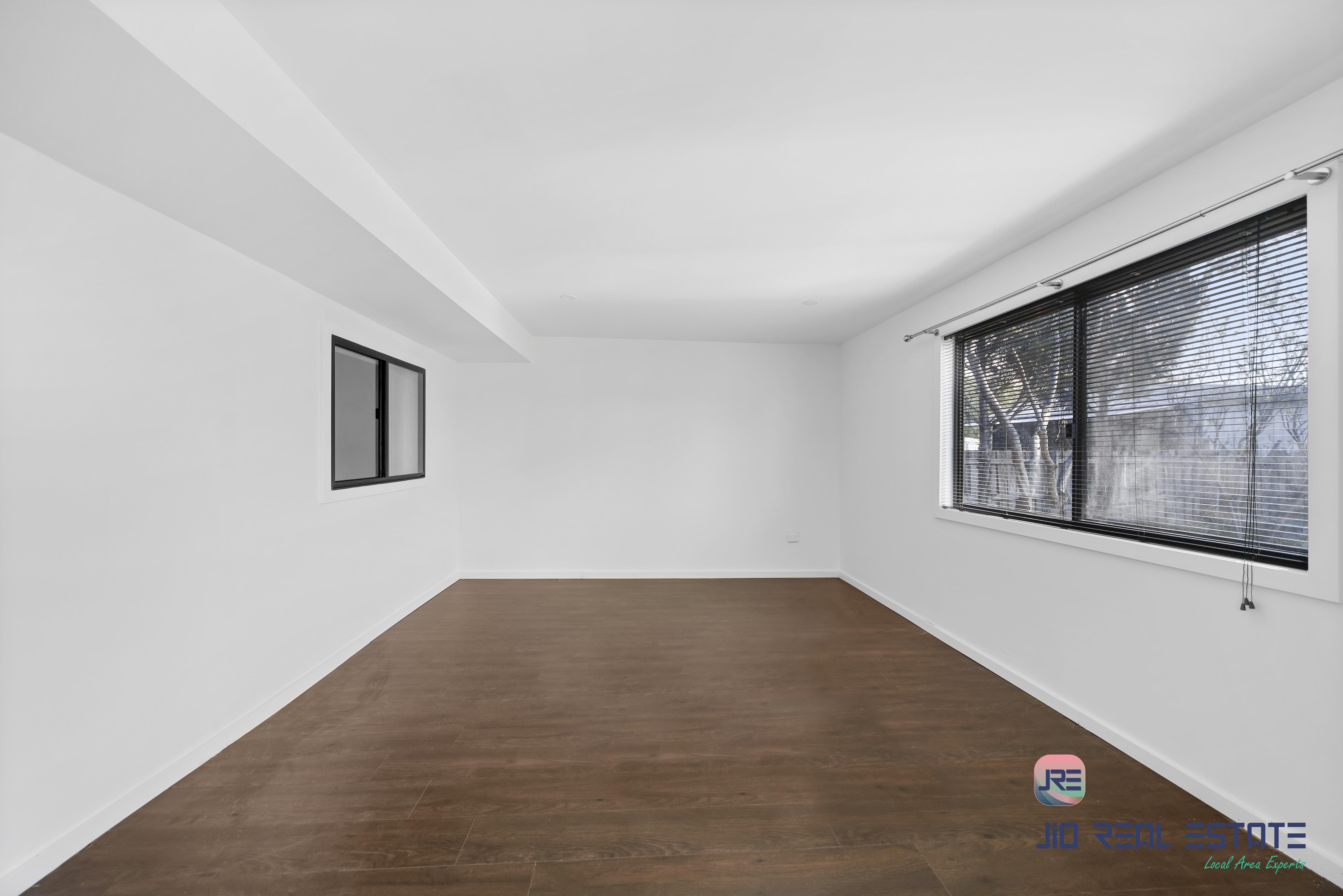 65 Bridgeford Crescent, Melton South VIC