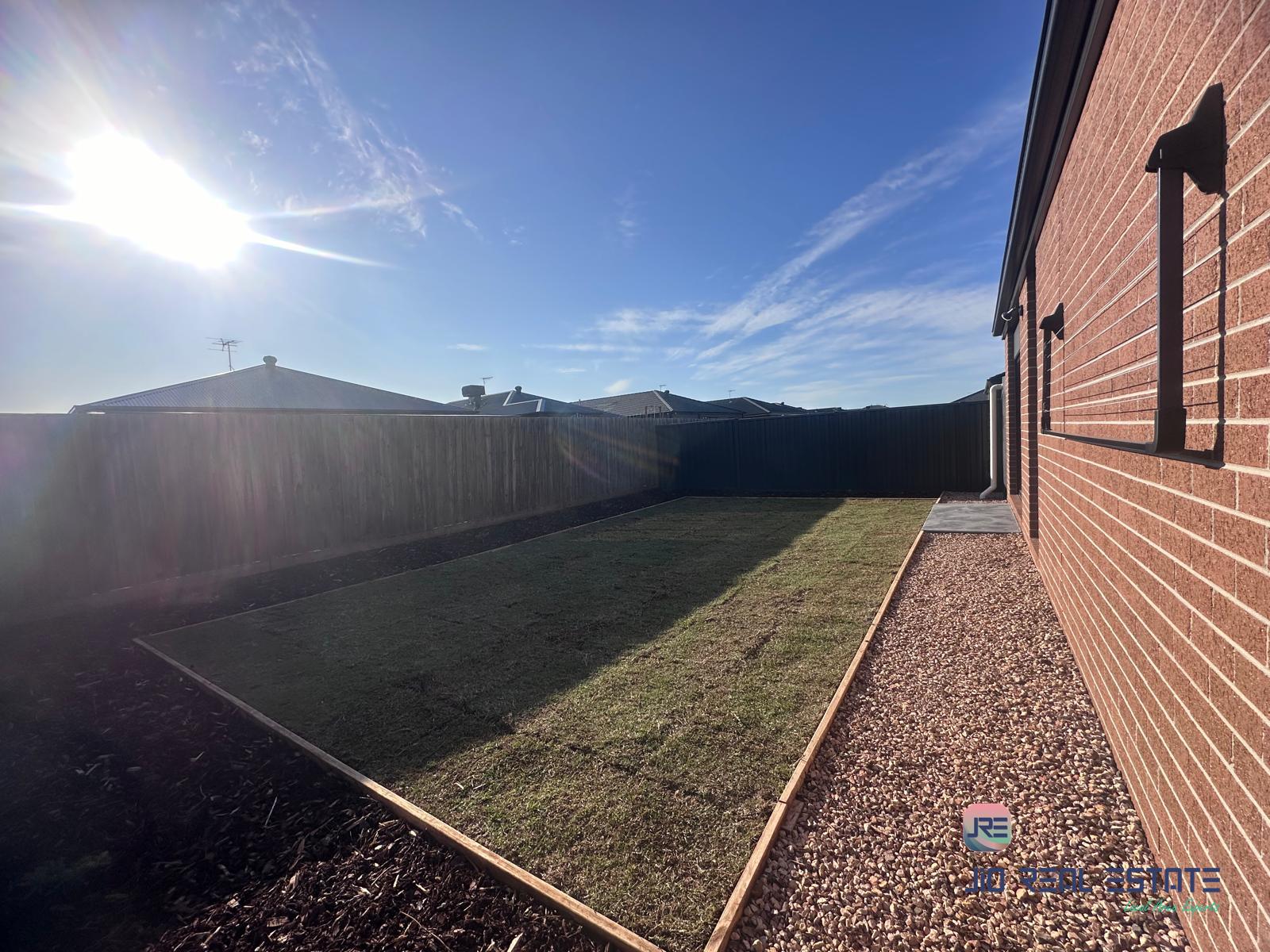 68 Pintail Drive, Melton South VIC