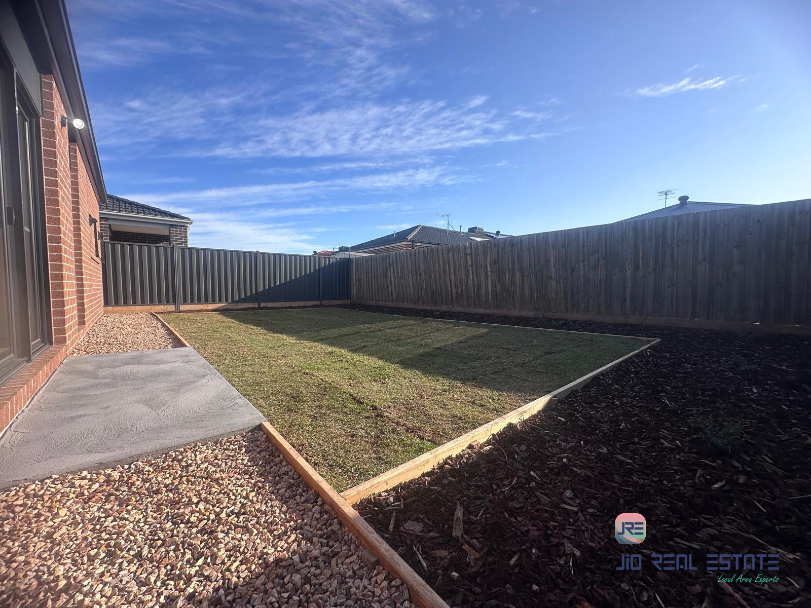 68 Pintail Drive, Melton South VIC