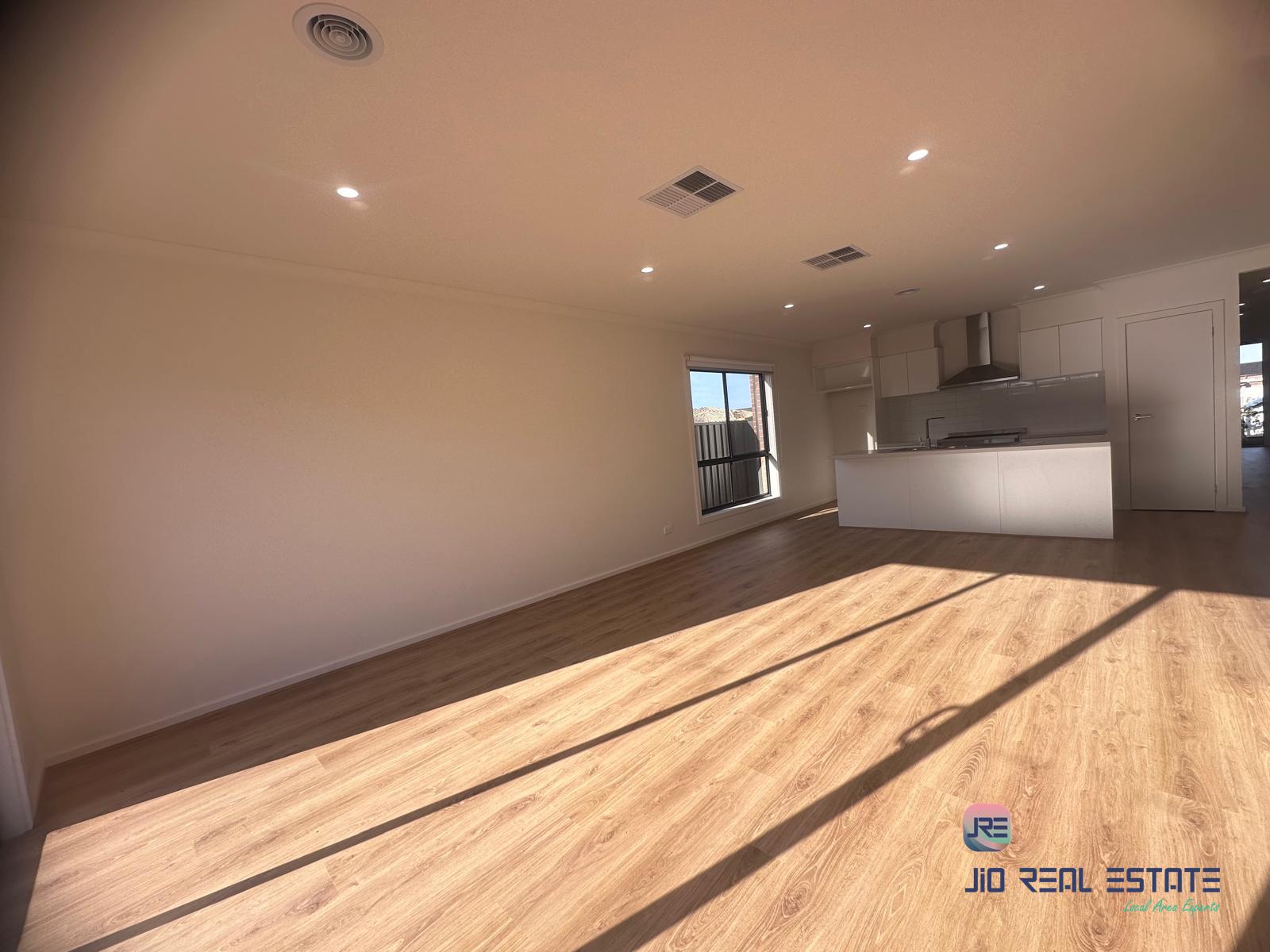 68 Pintail Drive, Melton South VIC