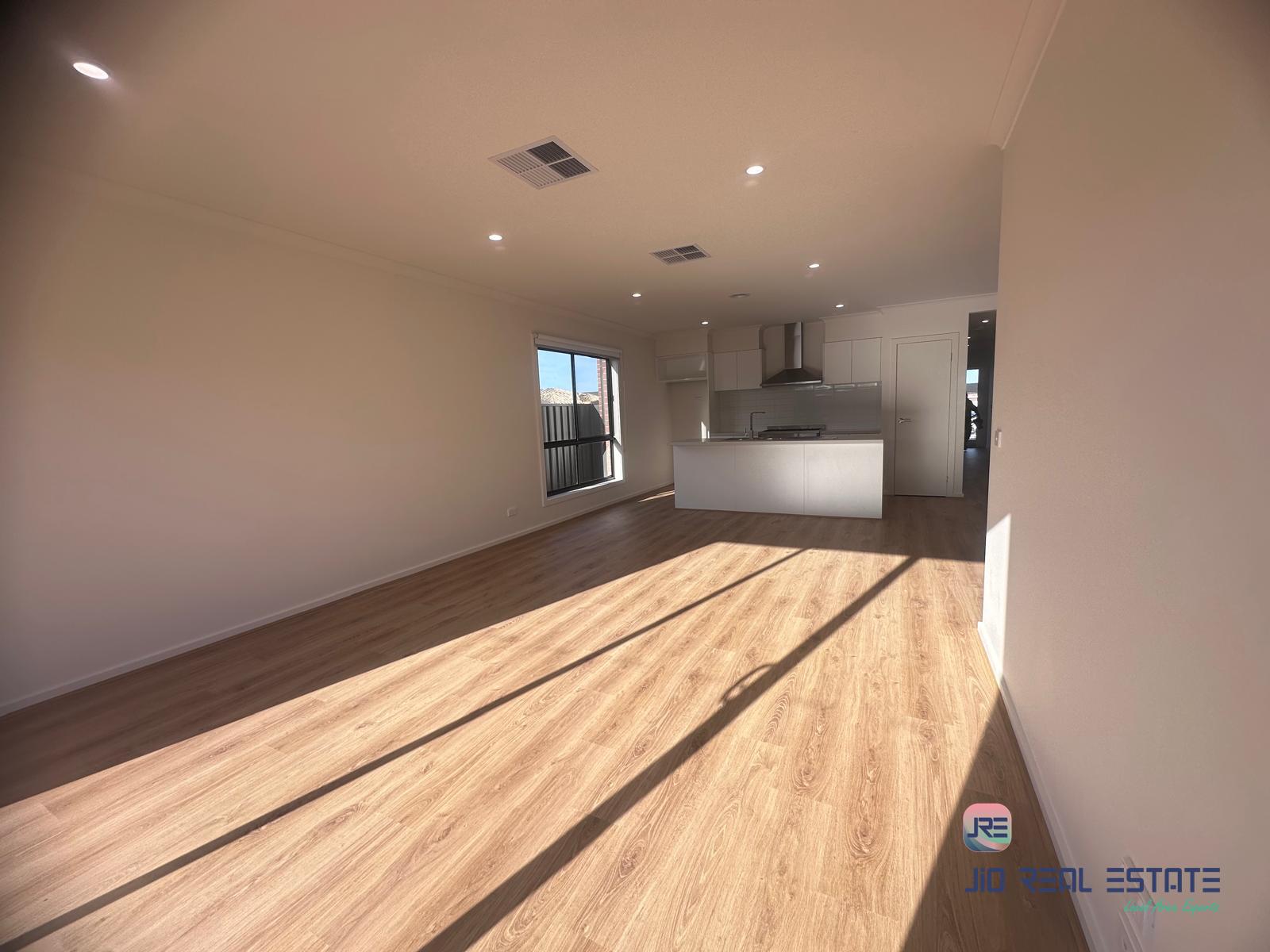 68 Pintail Drive, Melton South VIC