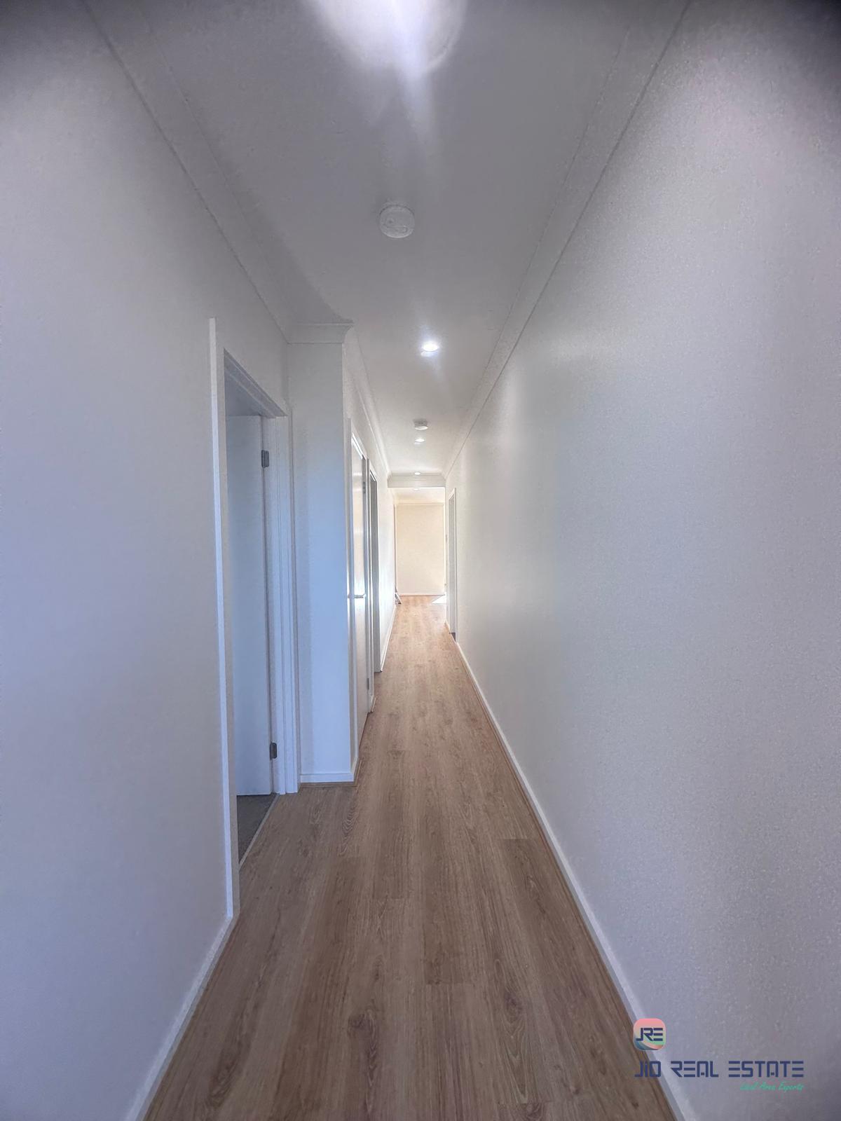 68 Pintail Drive, Melton South VIC