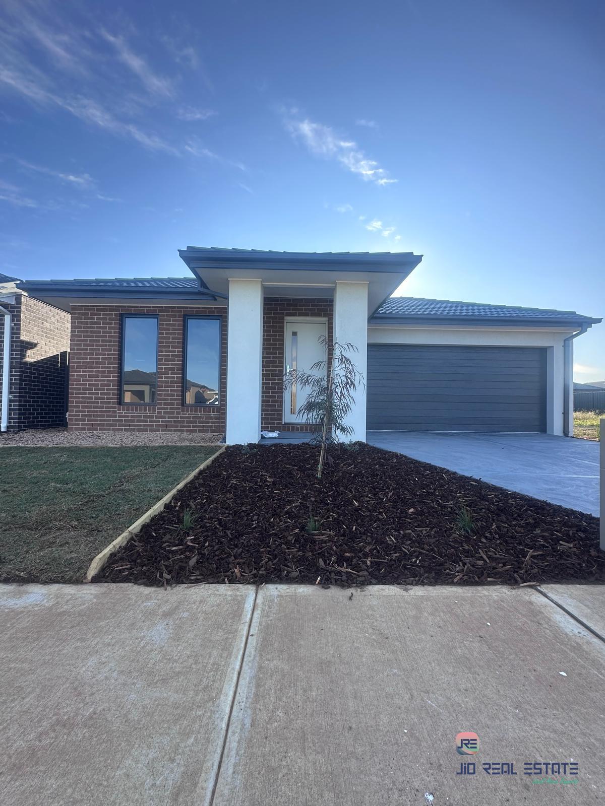 68 Pintail Drive, Melton South VIC