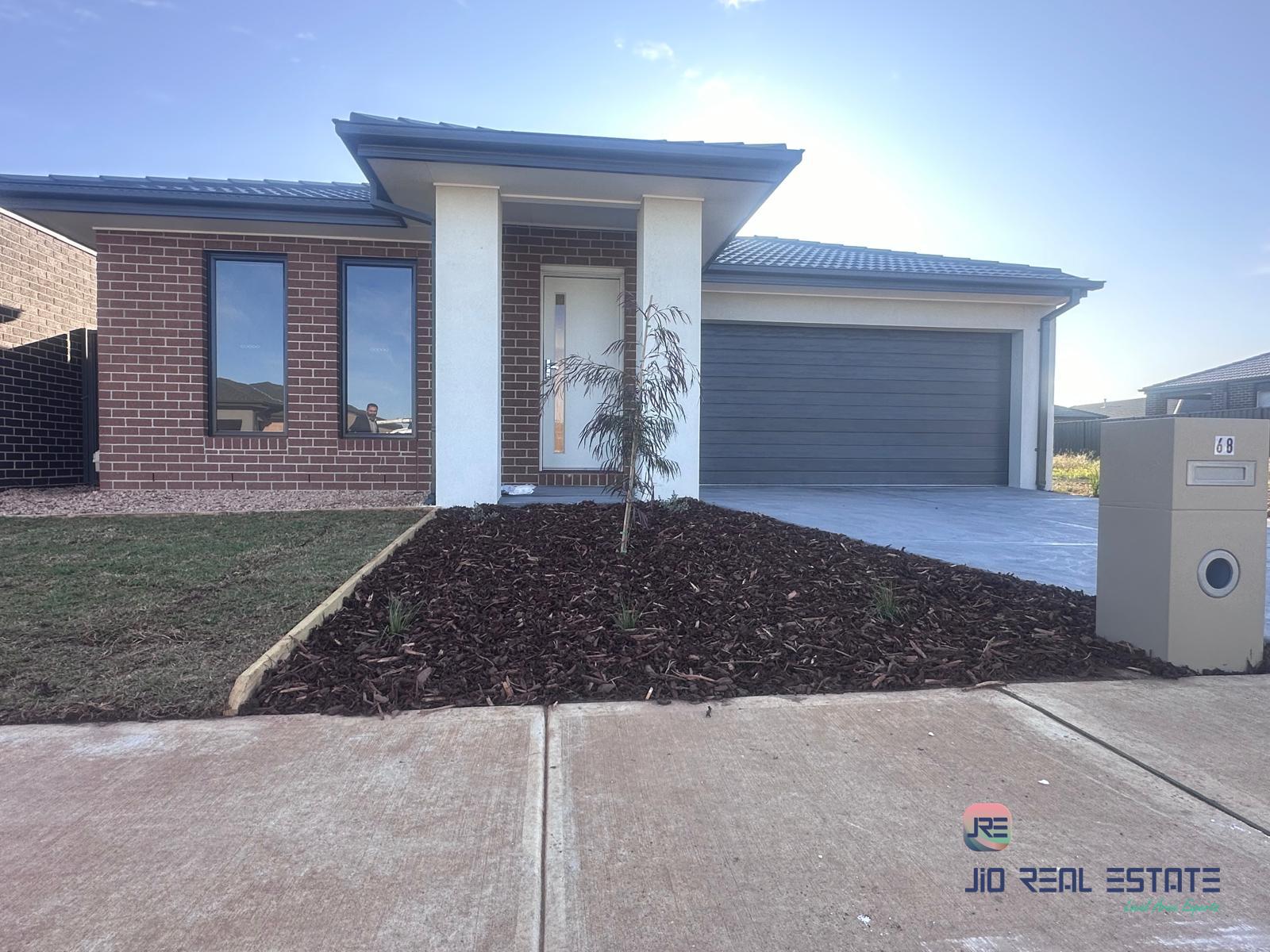 68 Pintail Drive, Melton South VIC