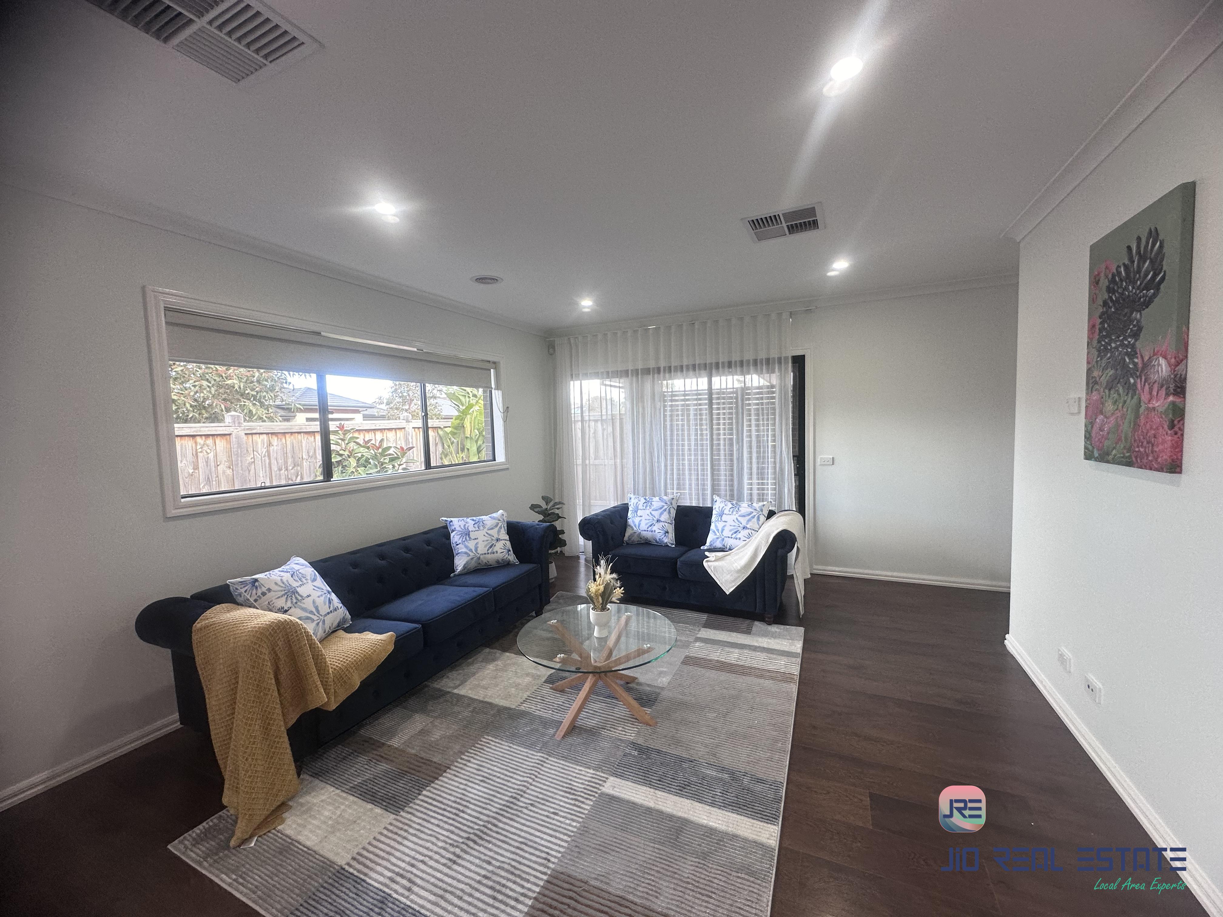 15 Kirkham Drive, Thornhill Park VIC
