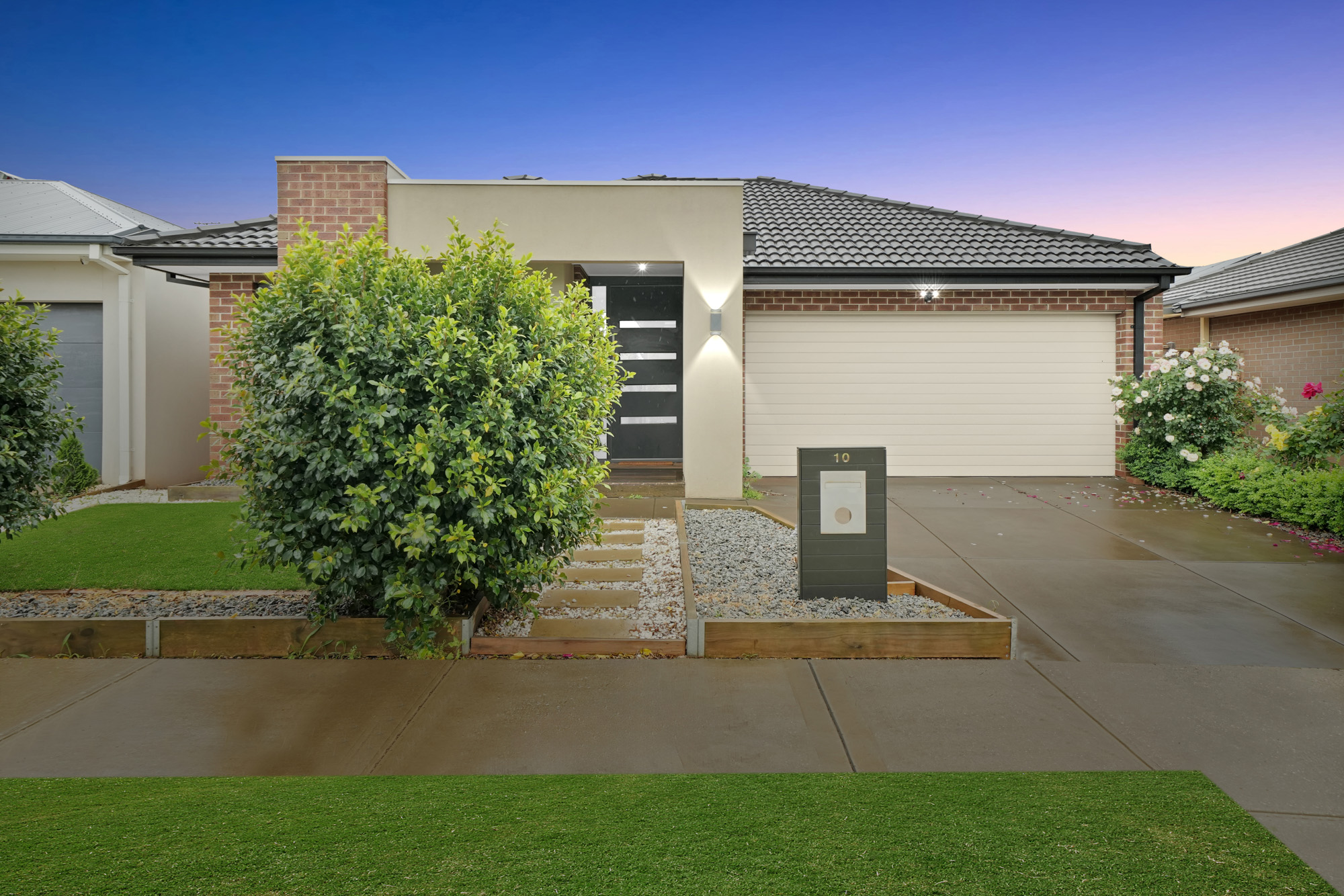 10 Fergus Street, Thornhill Park VIC