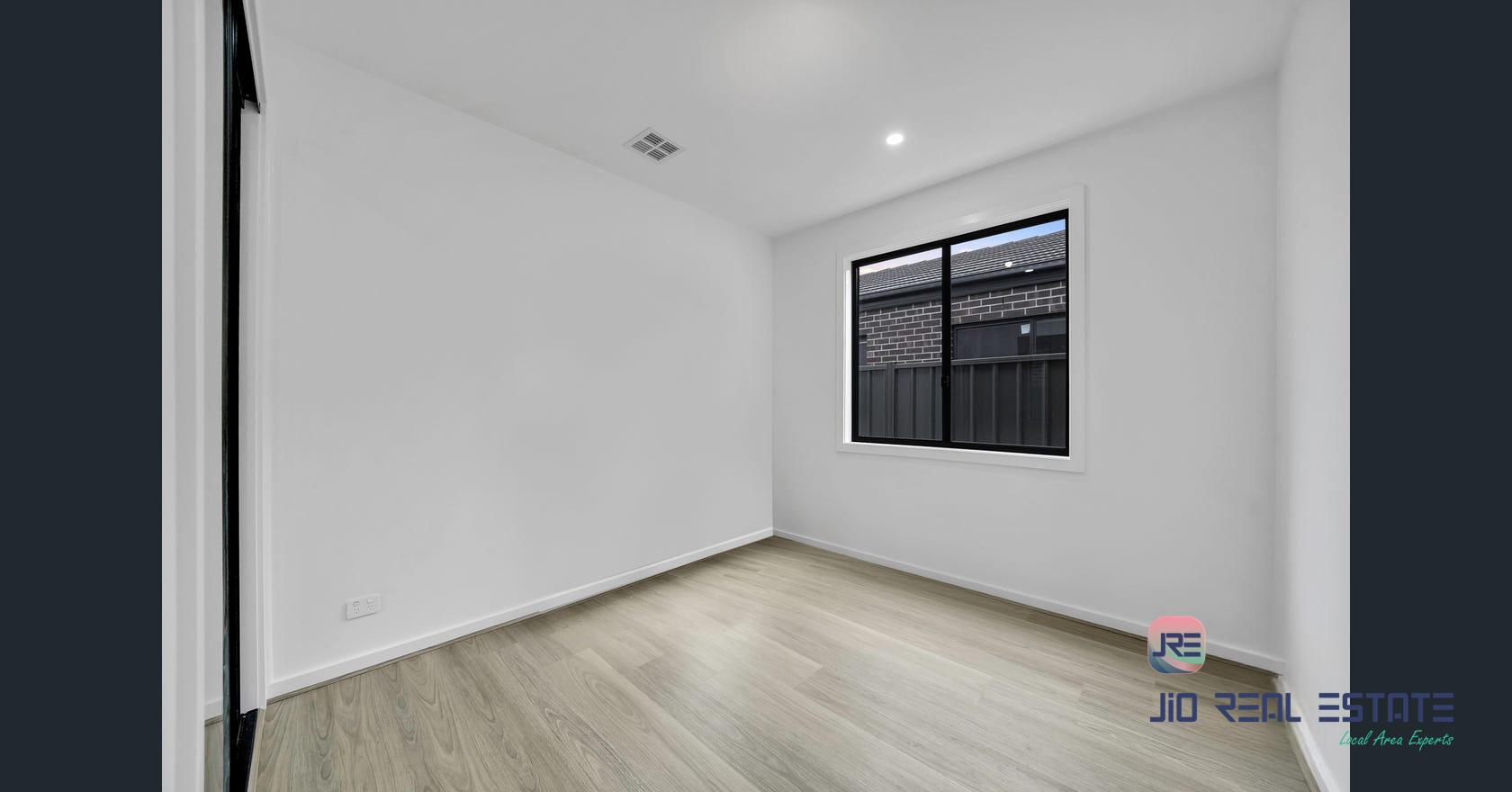 28 Gramercy Place, Strathtulloh VIC