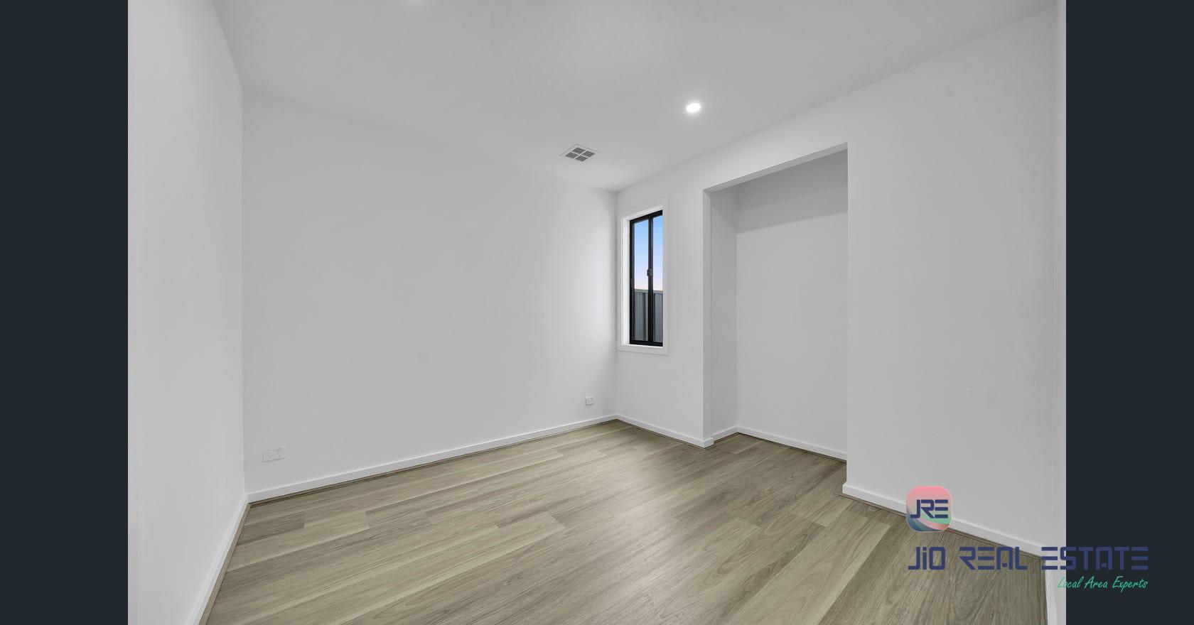 28 Gramercy Place, Strathtulloh VIC