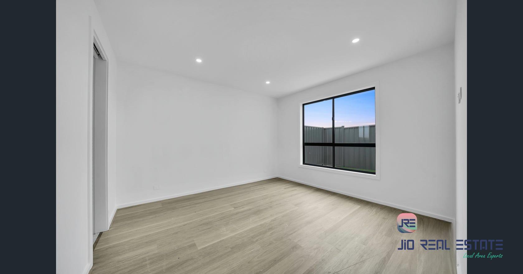 28 Gramercy Place, Strathtulloh VIC