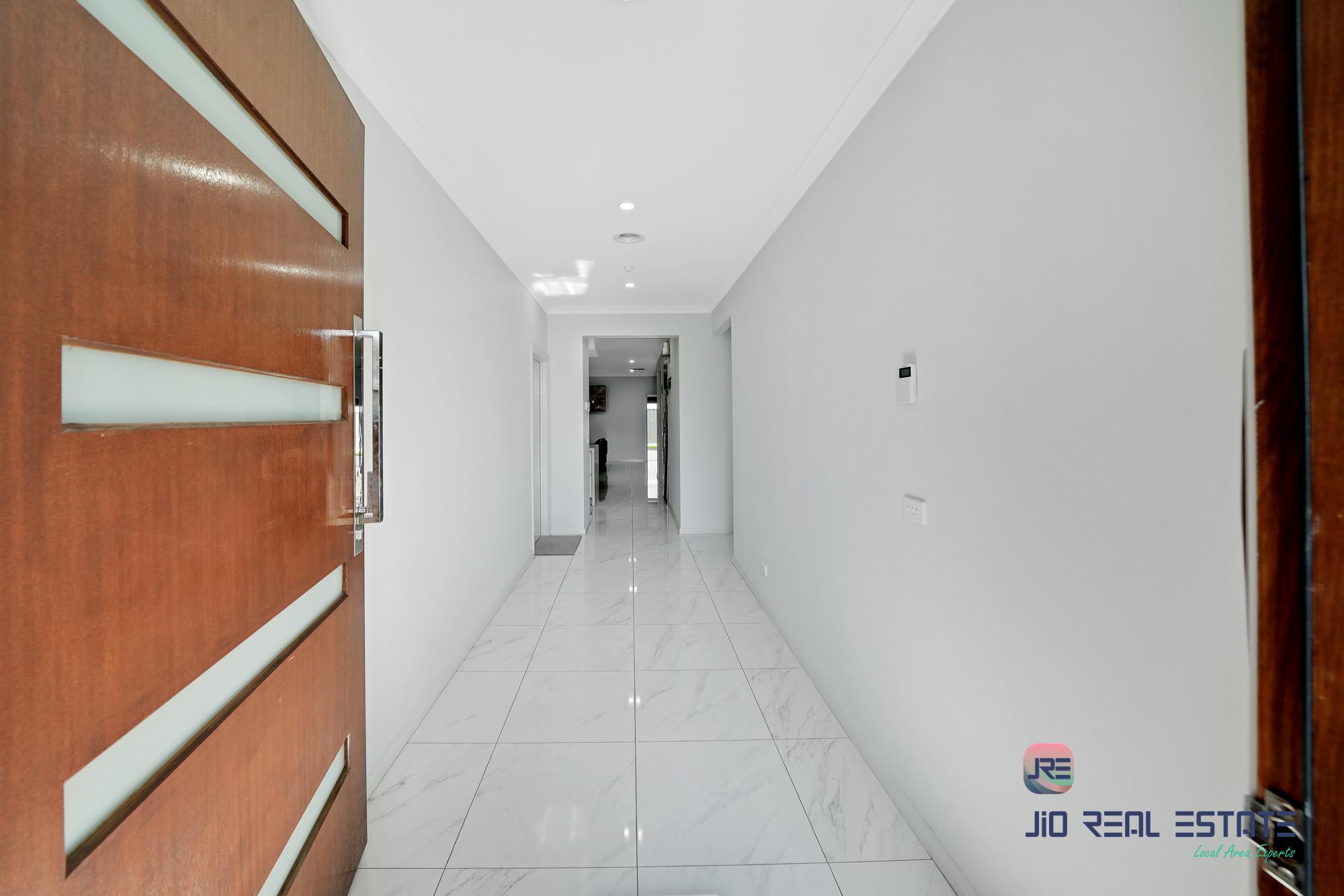 46 Riverside Concourse, Cobblebank VIC