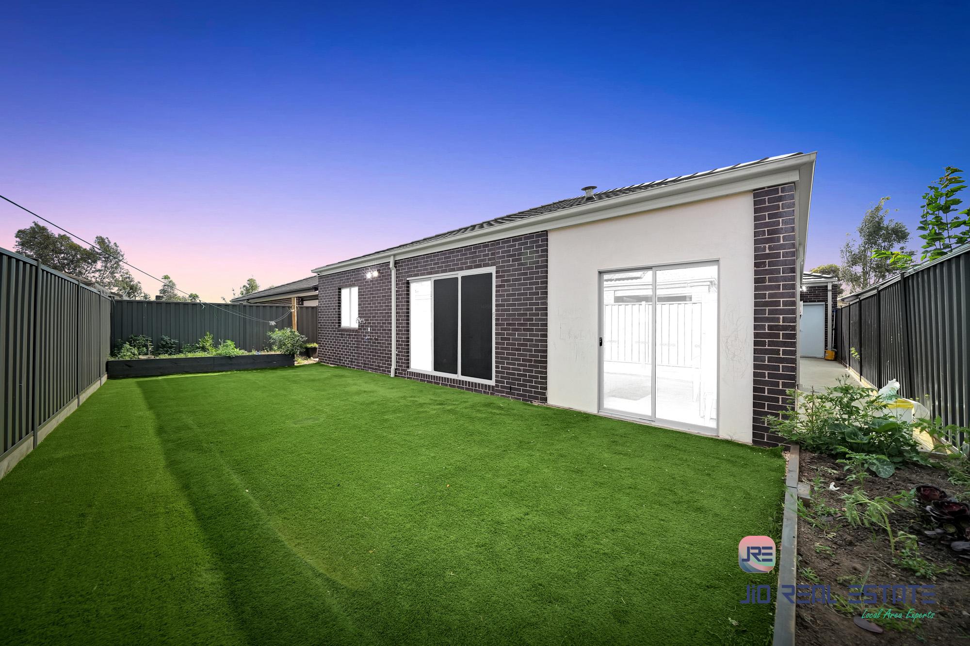 46 Riverside Concourse, Cobblebank VIC