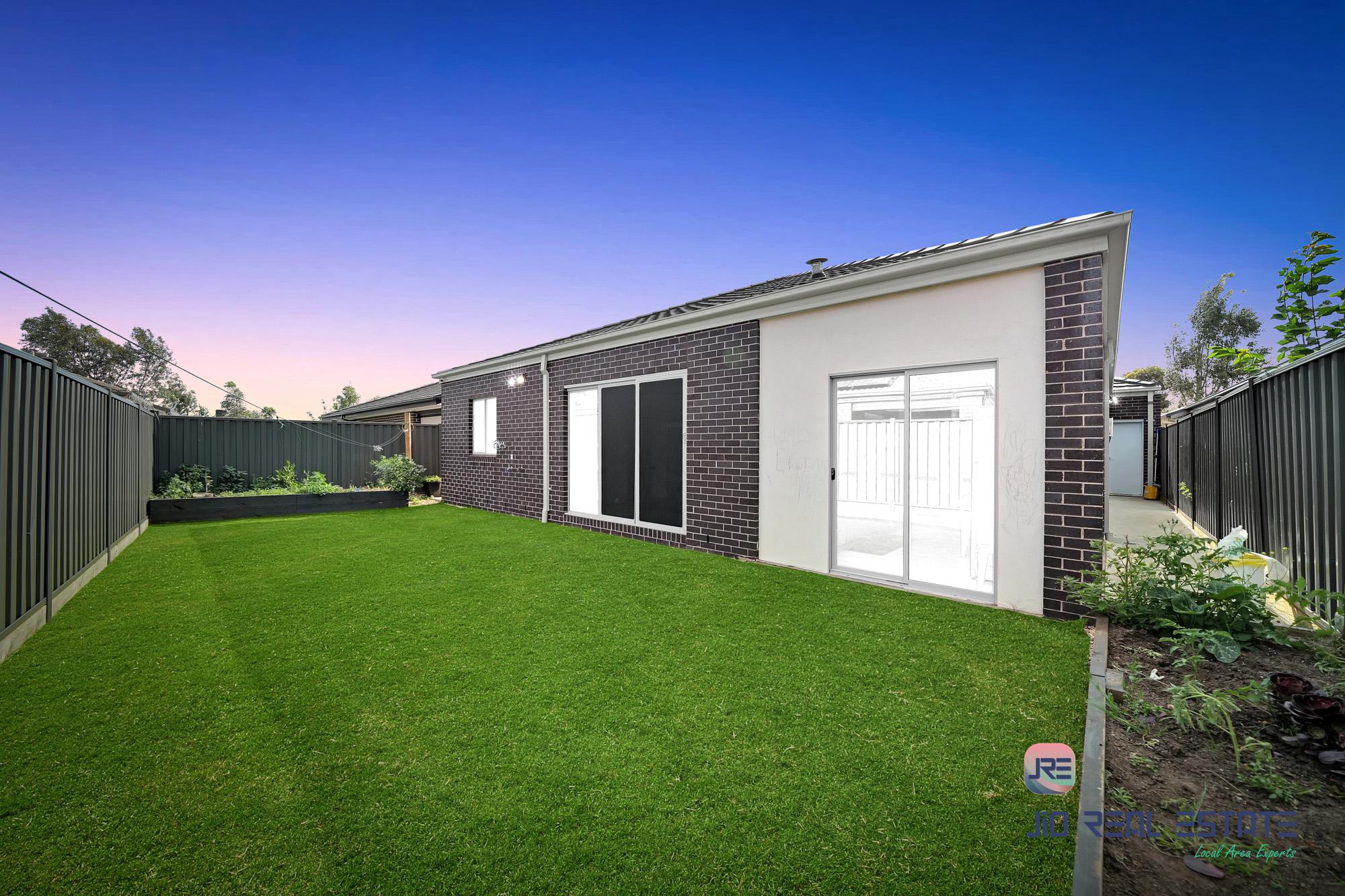 46 Riverside Concourse, Cobblebank VIC