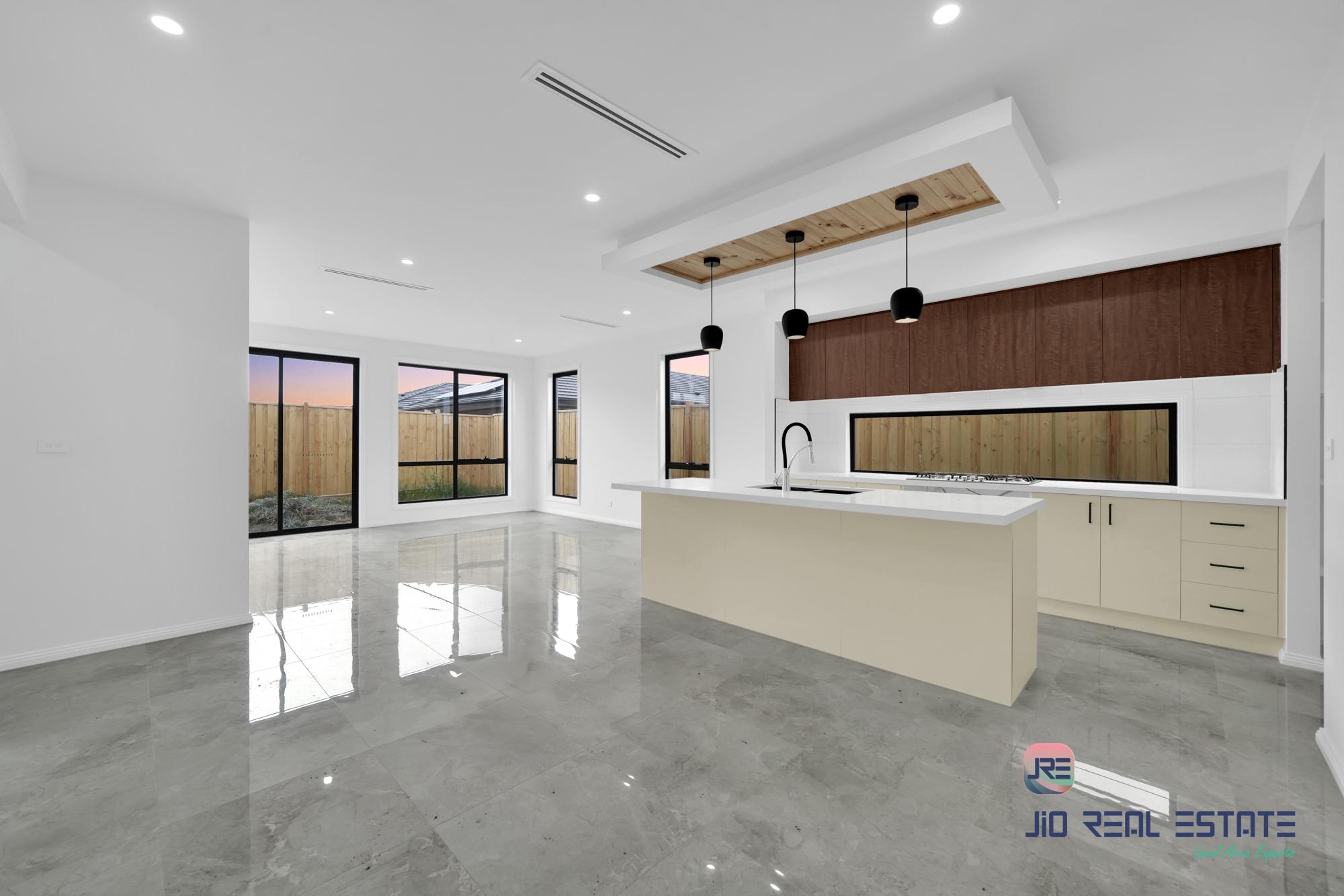 16 Gardenvale Avenue, Mambourin VIC