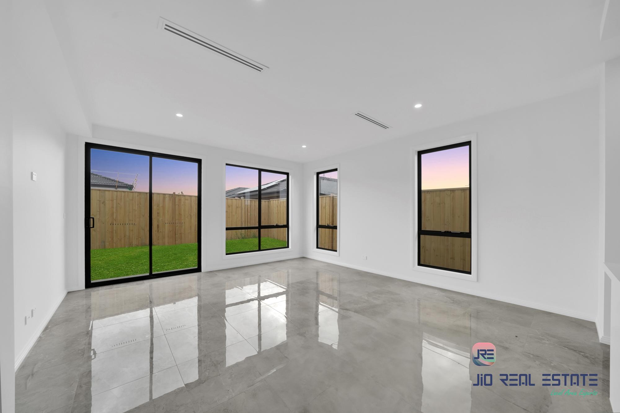 16 Gardenvale Avenue, Mambourin VIC