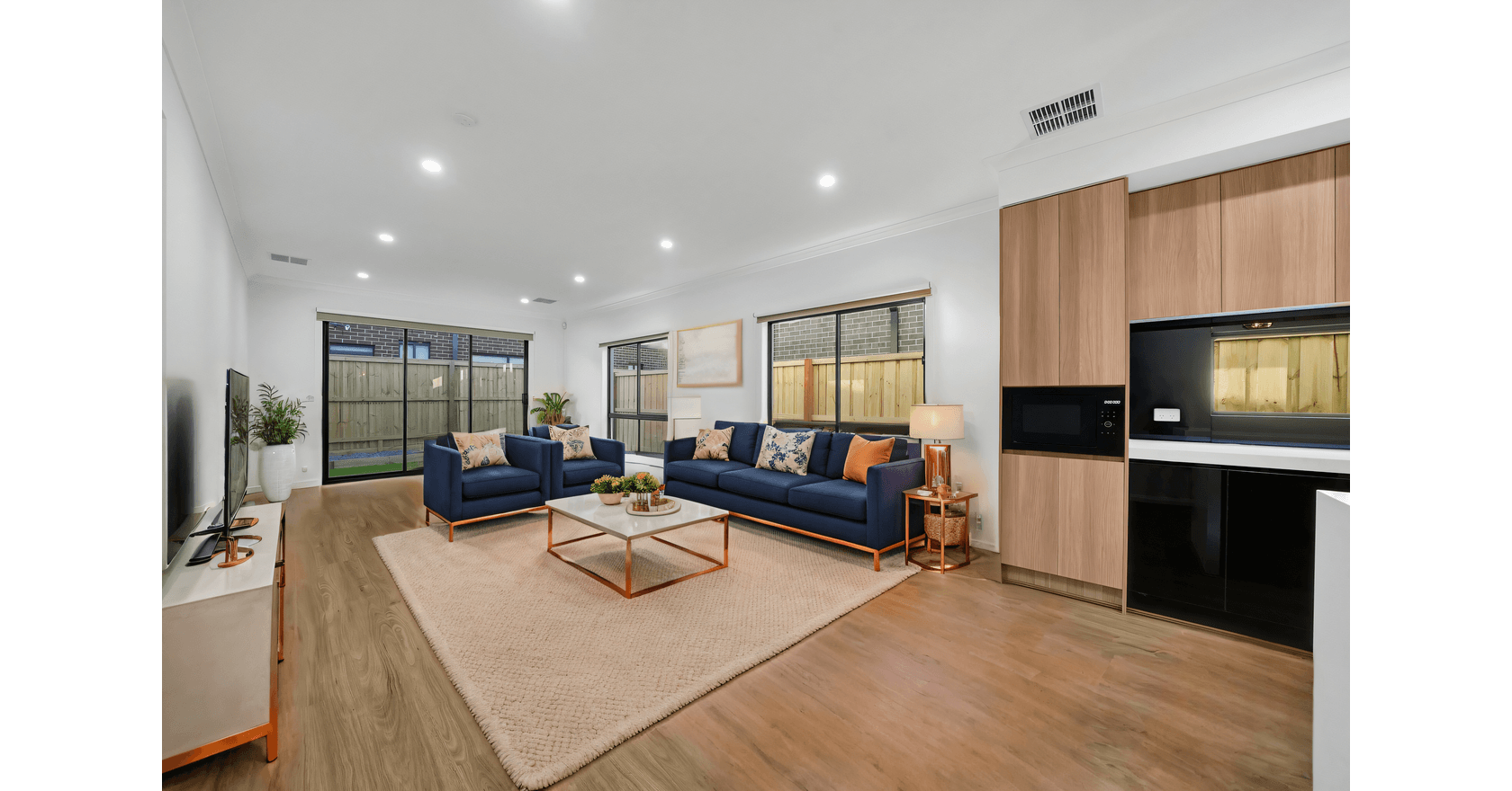 24 Everlasting Boulevard, Strathtulloh VIC