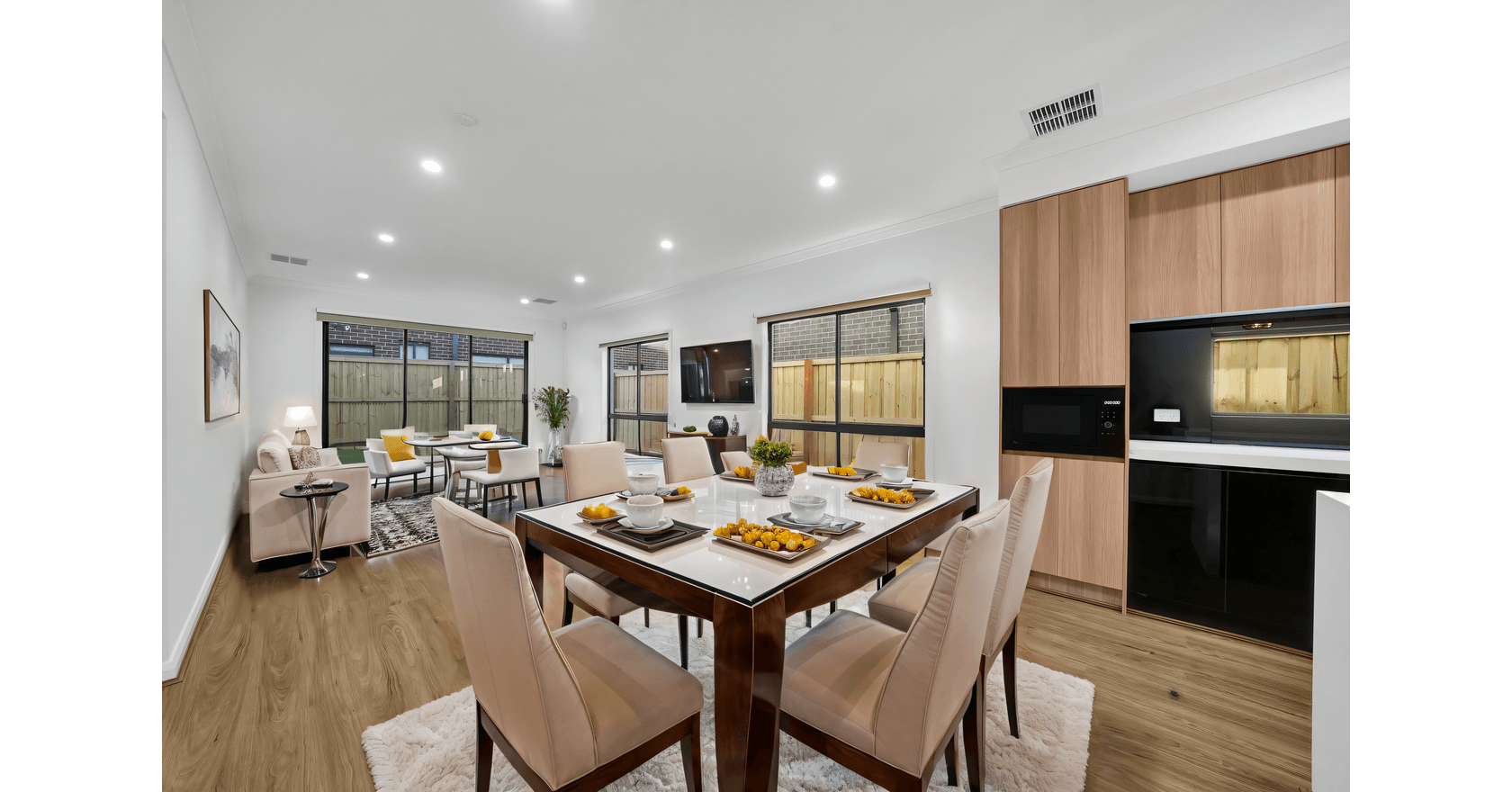 24 Everlasting Boulevard, Strathtulloh VIC