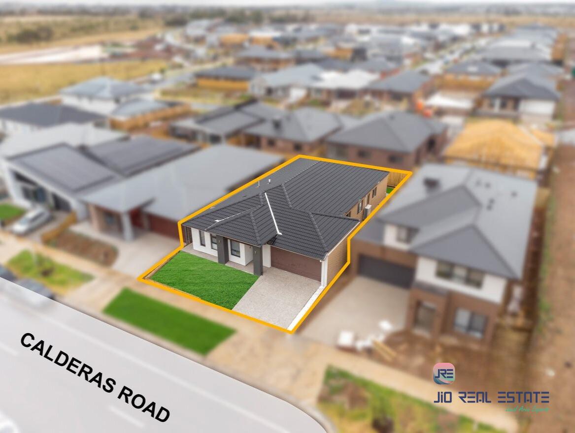 9 Calderas Road, Deanside VIC