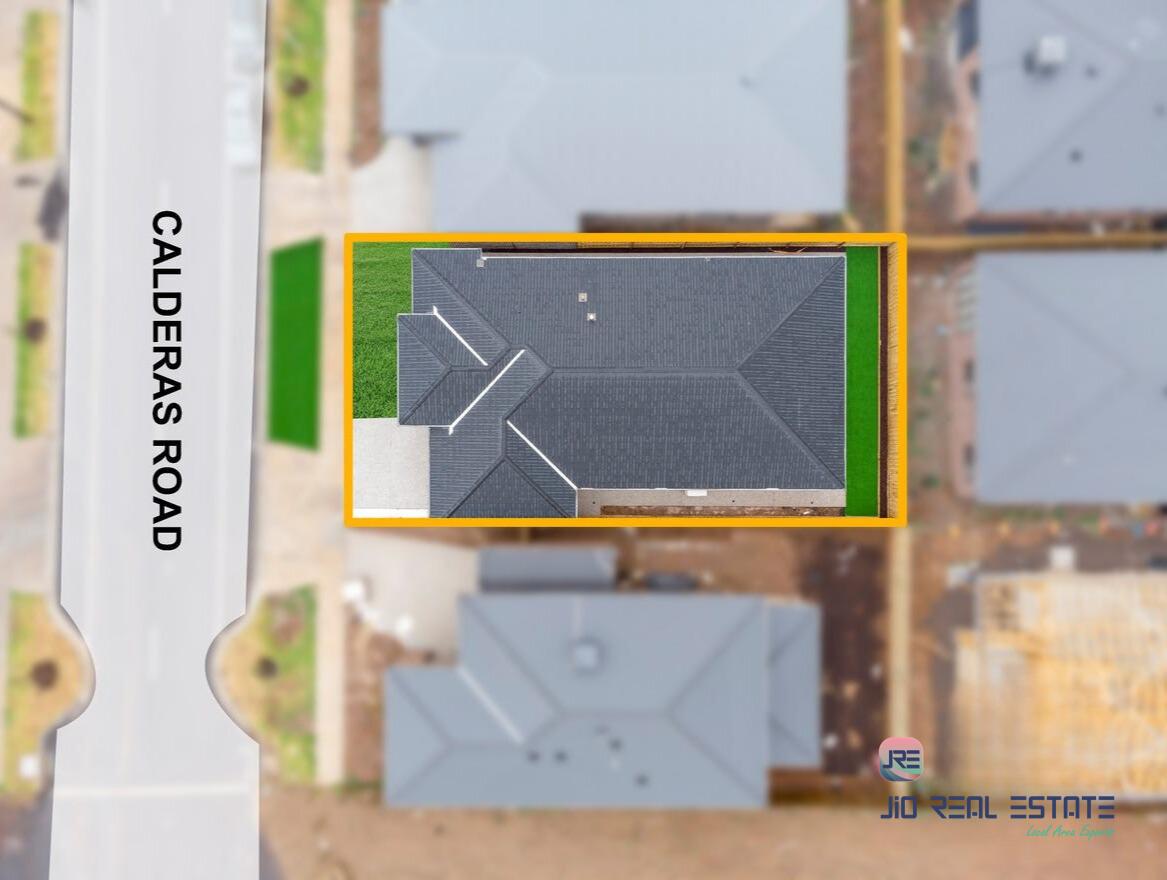 9 Calderas Road, Deanside VIC