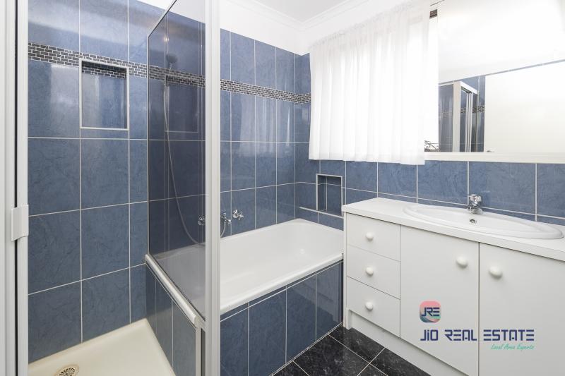 334 Taylors Road, Delahey VIC