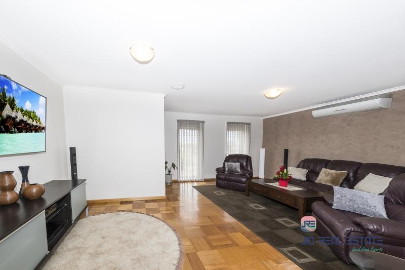 334 Taylors Road, Delahey VIC