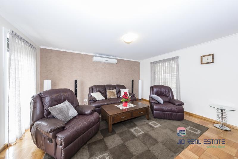 334 Taylors Road, Delahey VIC
