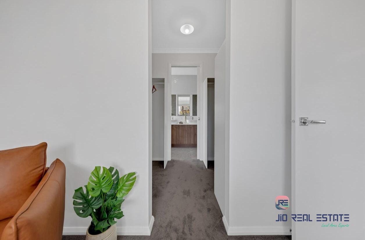 22 Barnmead Street, Deanside VIC