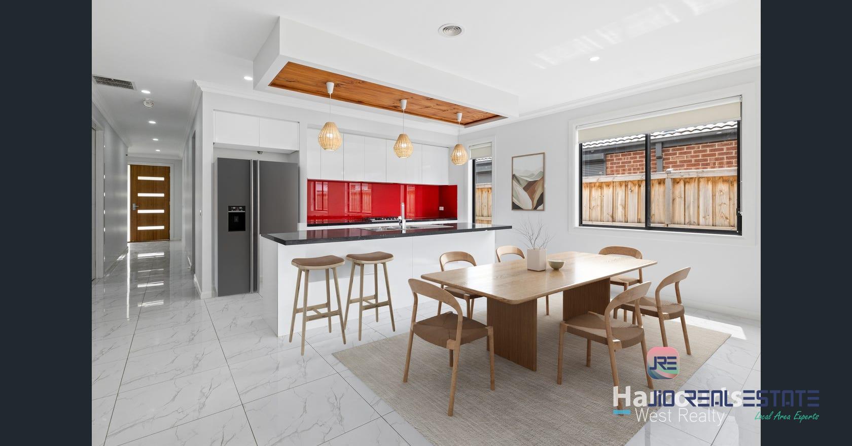 4 Esslemont Road, Thornhill Park VIC