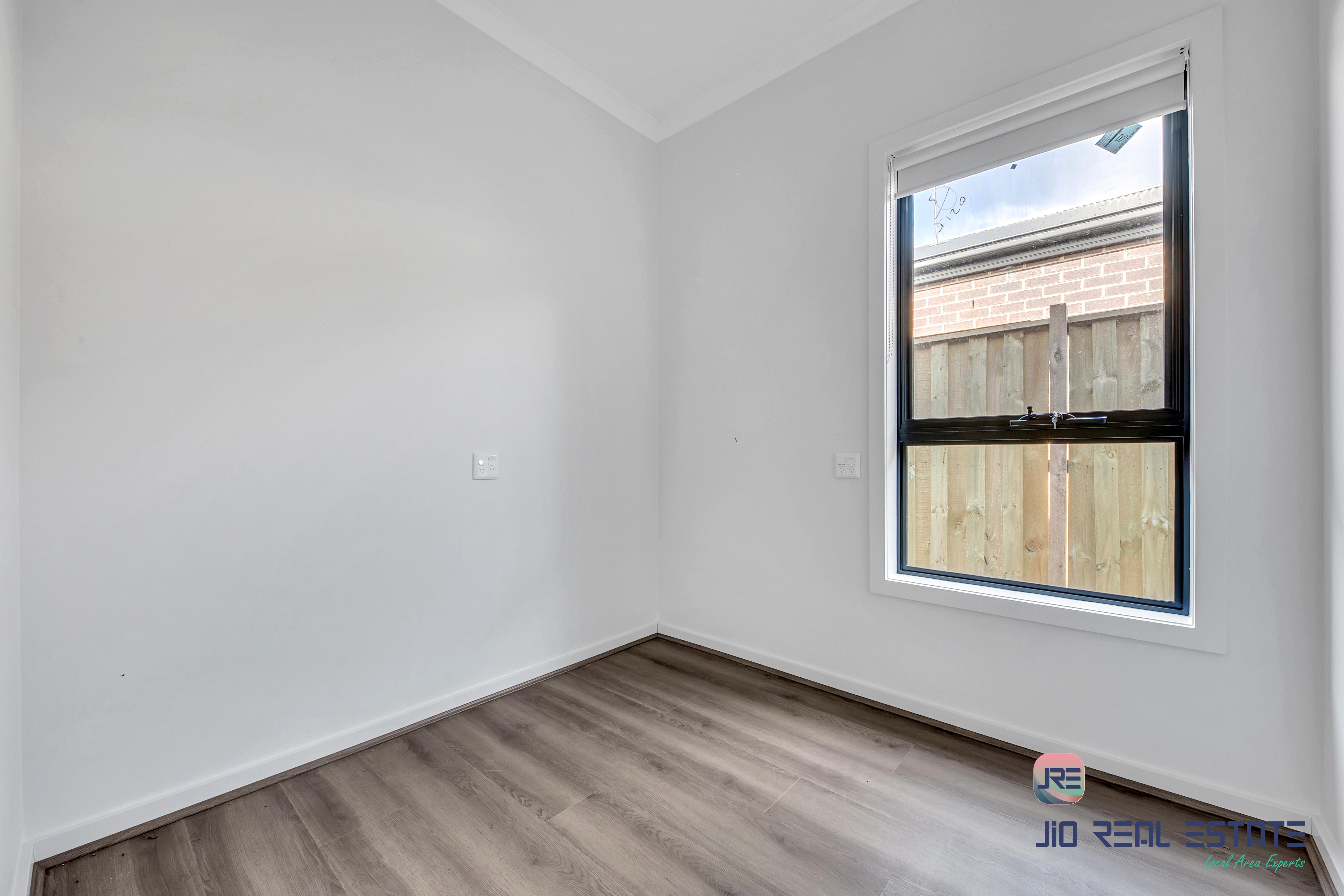 3 Dugan Street, Thornhill Park VIC