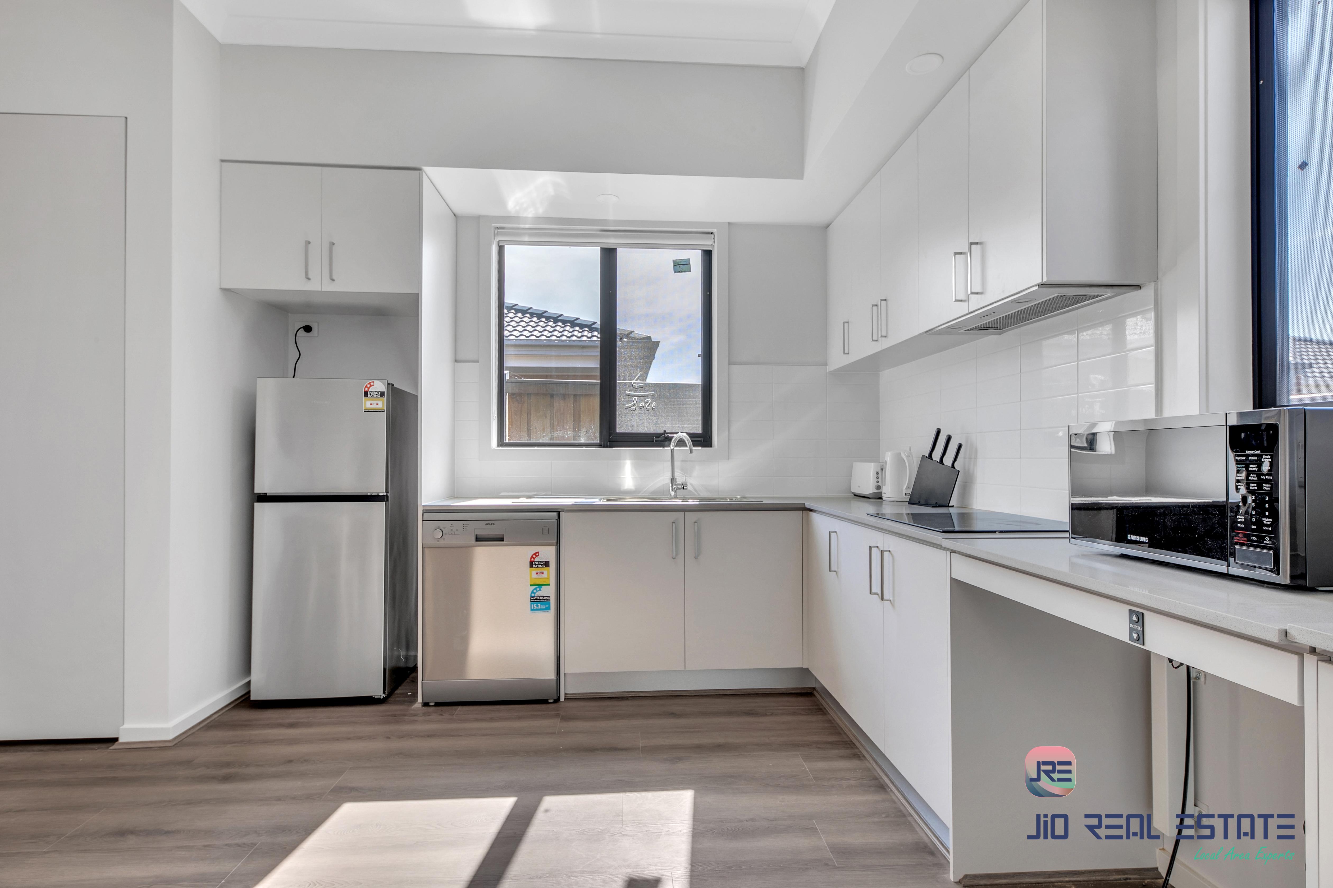 3 Dugan Street, Thornhill Park VIC