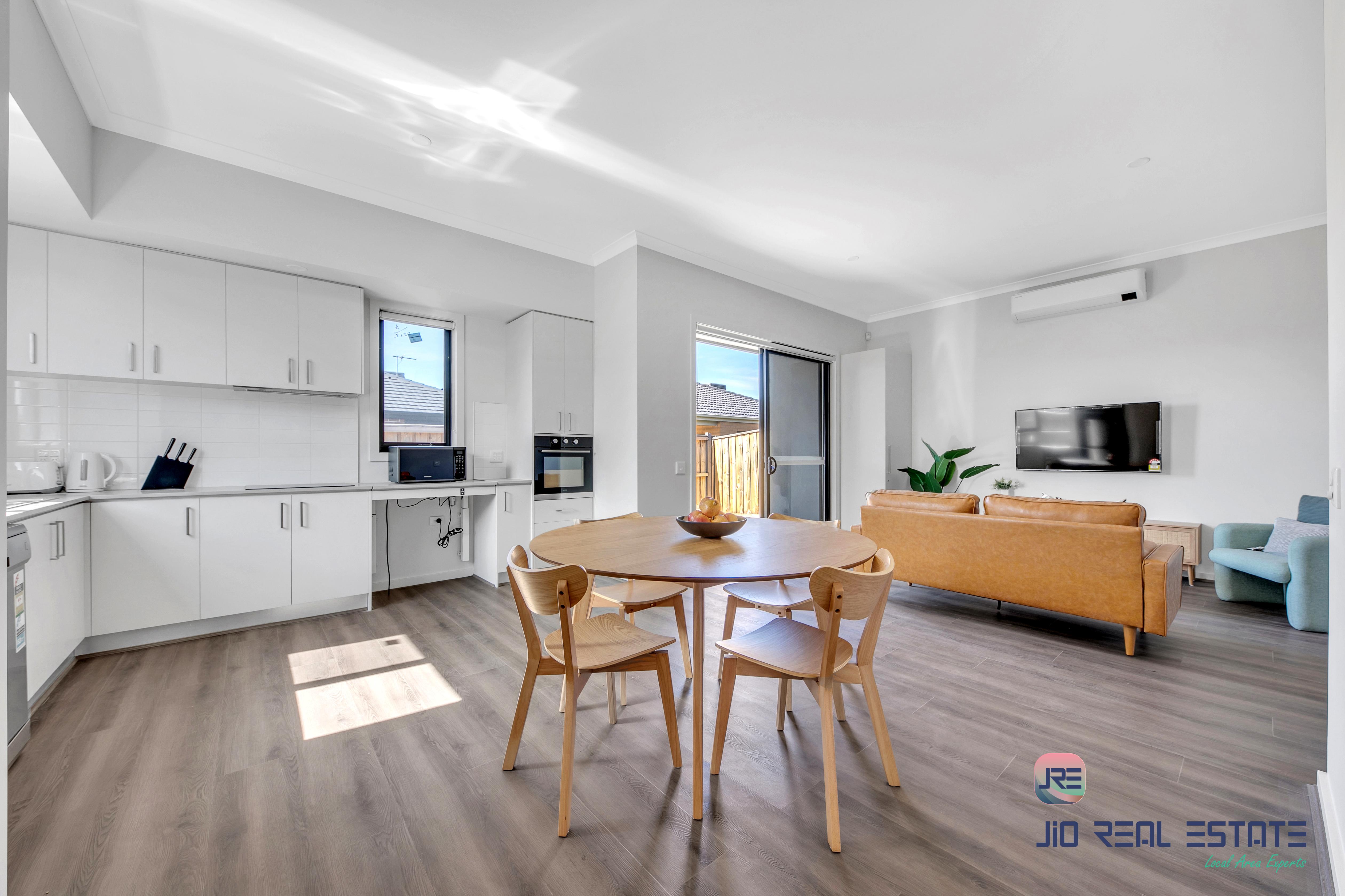 3 Dugan Street, Thornhill Park VIC