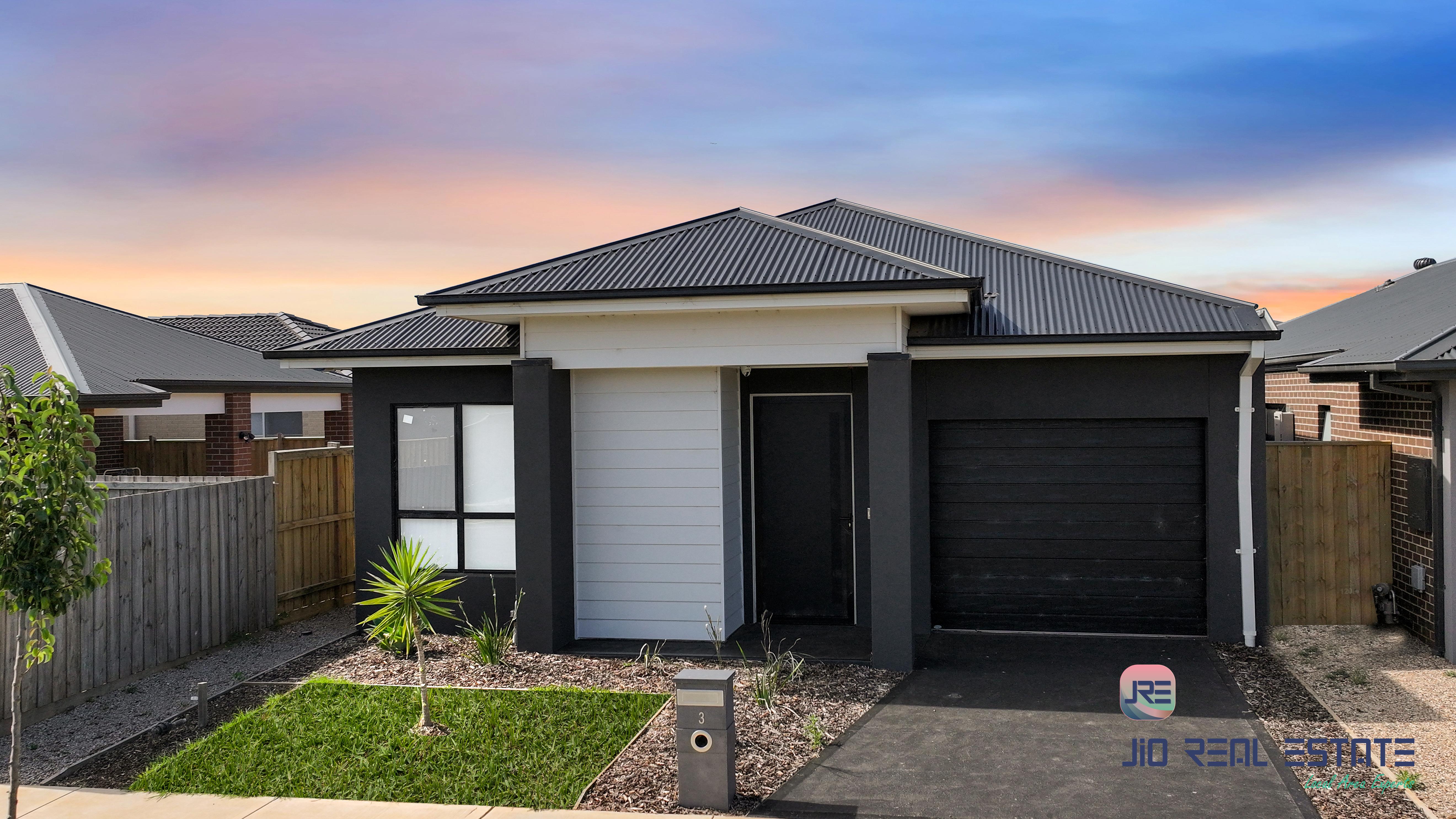 3 Dugan Street, Thornhill Park VIC