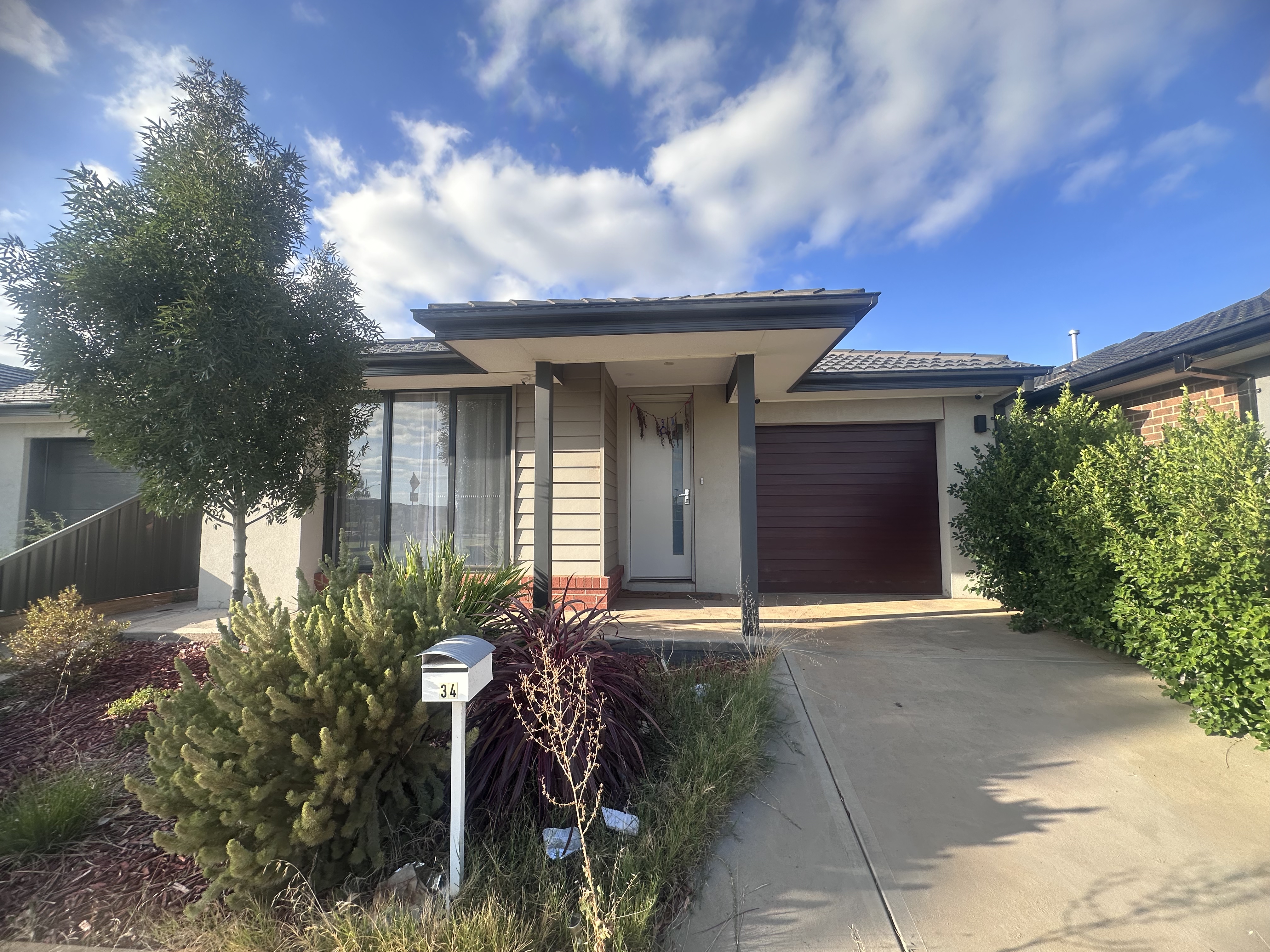 34 Southlands Loop, Strathtulloh VIC