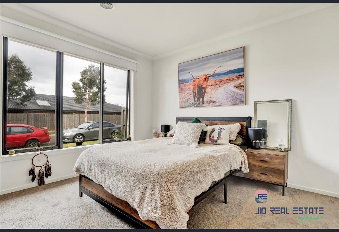 3 Longshanks Street, Thornhill Park VIC