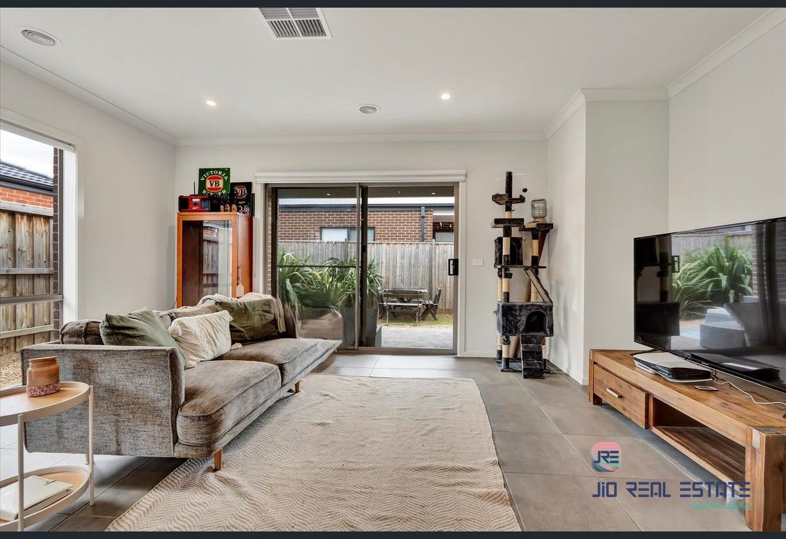 3 Longshanks Street, Thornhill Park VIC